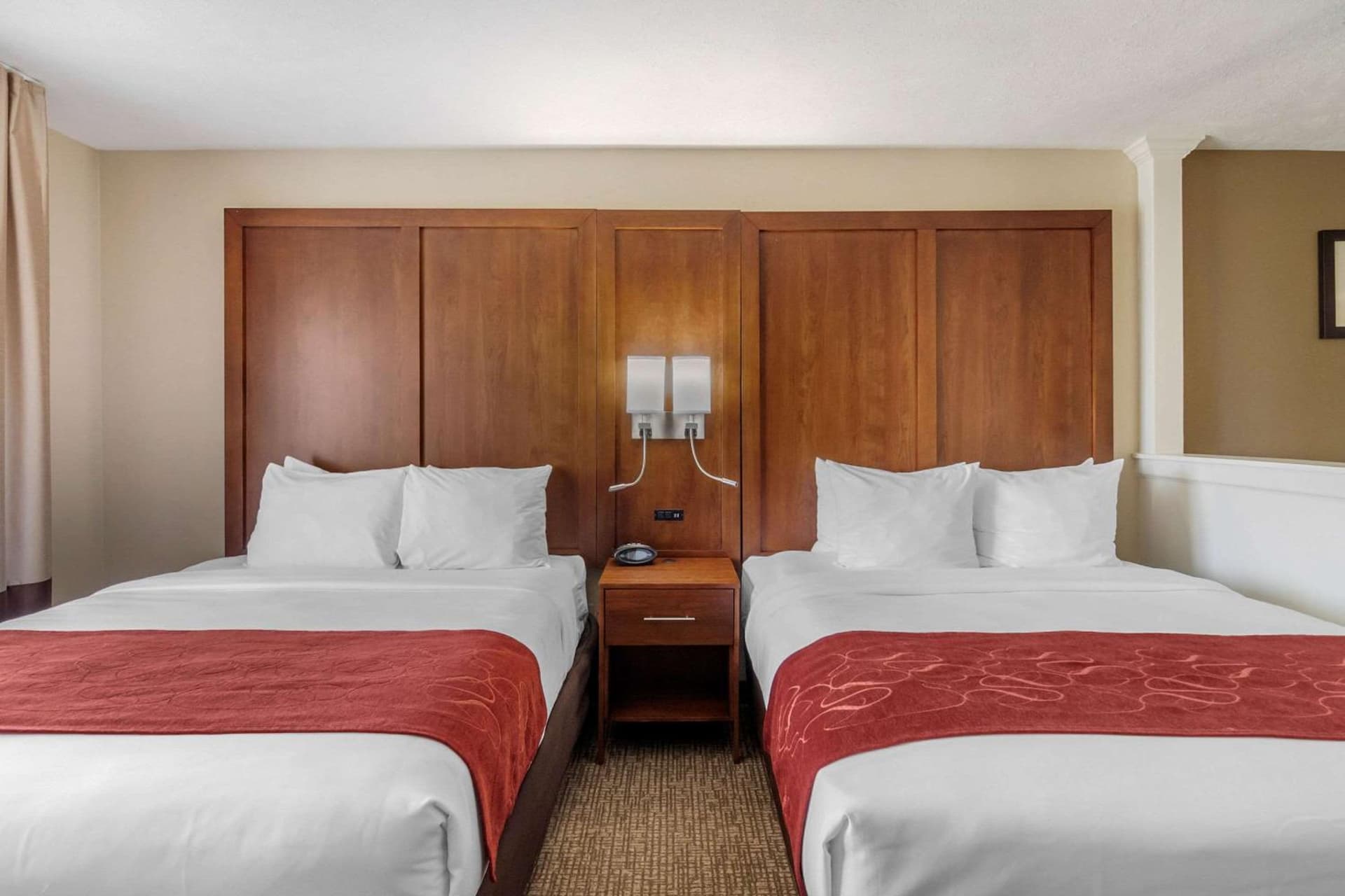 Comfort Suites Speedway - Kansas City gallery photo in Kansas City, KS — image 17