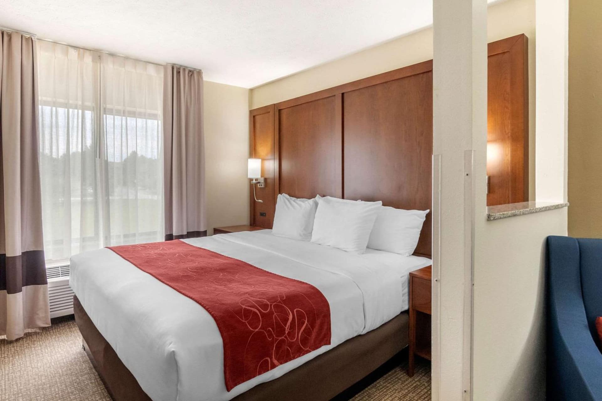 Comfort Suites Speedway - Kansas City gallery photo in Kansas City, KS — image 18