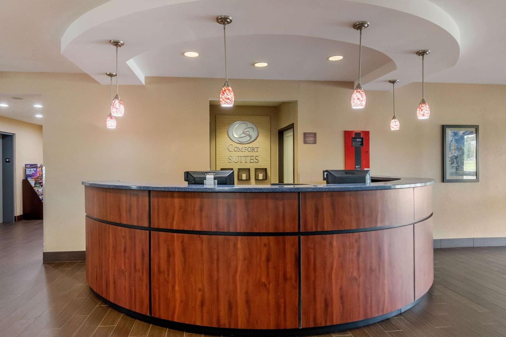 Comfort Suites Speedway - Kansas City gallery photo in Kansas City, KS — image 7