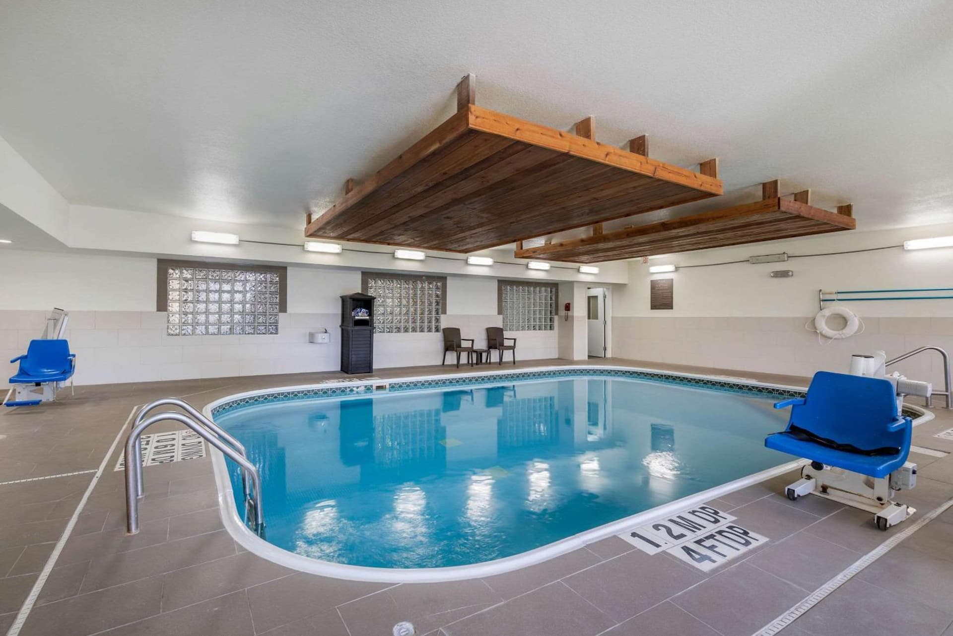 Comfort Suites Fort Collins Near University gallery photo in Fort Collins, CO — image 43