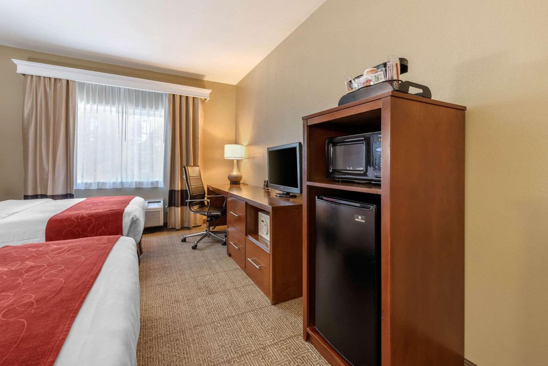 Comfort Suites Fort Collins Near University gallery photo in Fort Collins, CO — image 10