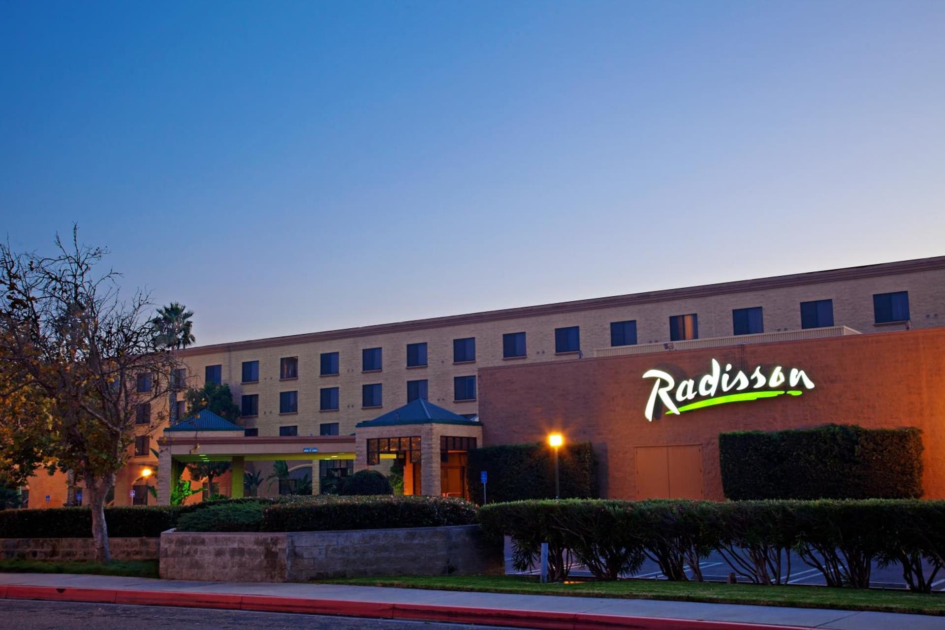 Radisson Hotel Santa Maria gallery photo in Santa Maria, CA — image 53