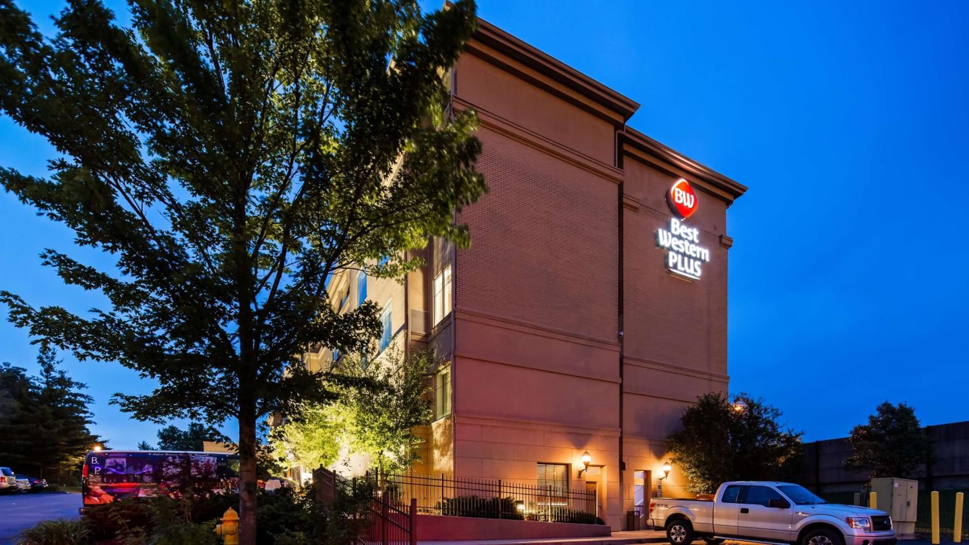 Best Western PLUS Hannaford Inn & Suites gallery photo in Cincinnati, OH — image 9