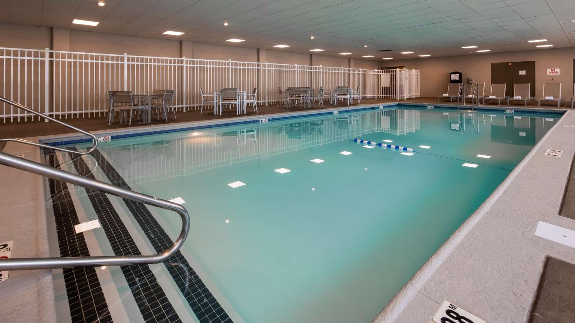Cottonwood Airport & Expo Hotel Louisville gallery photo in Louisville, KY — image 18