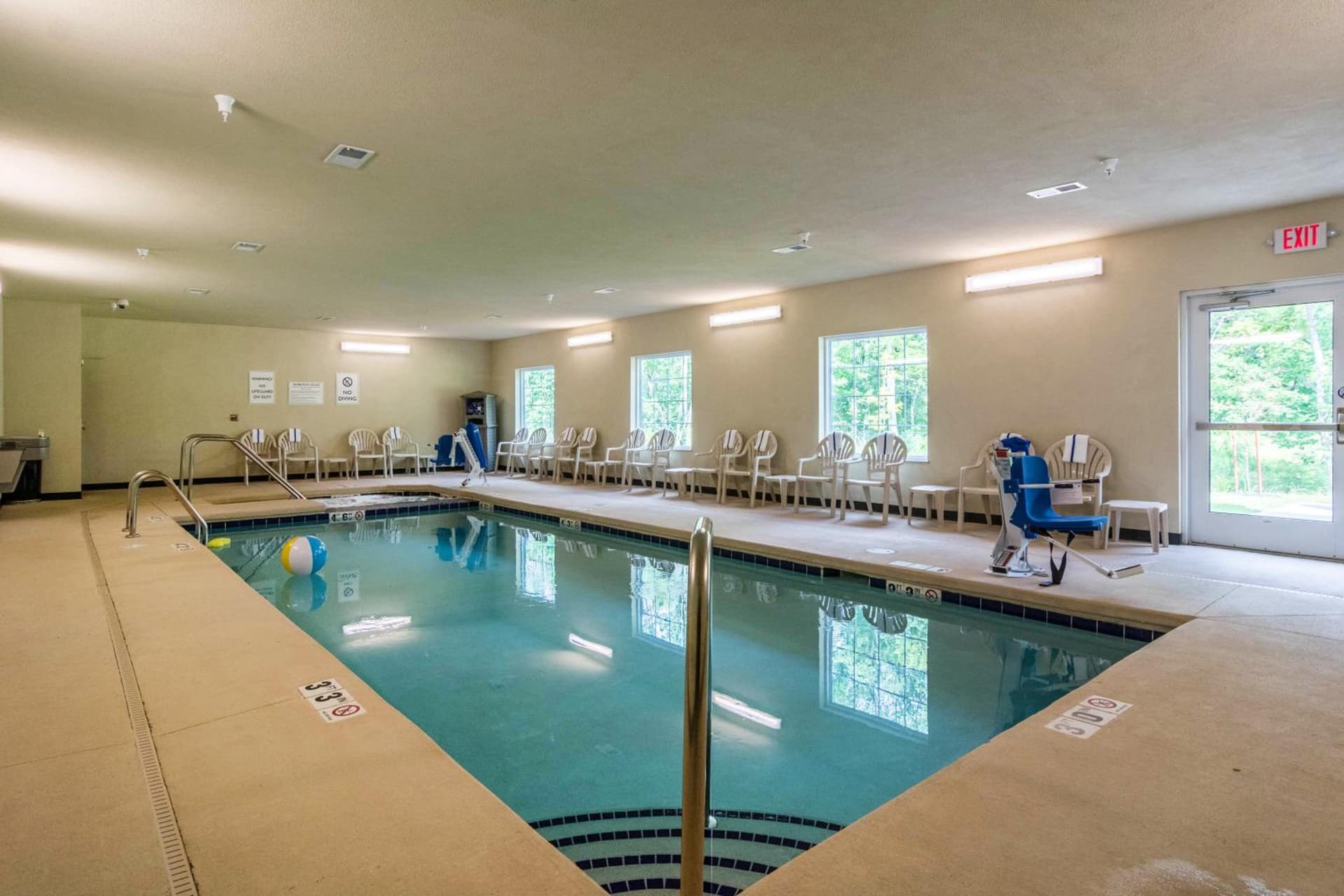 Cobblestone Hotel & Suites - Harborcreek gallery photo in Erie, PA — image 25