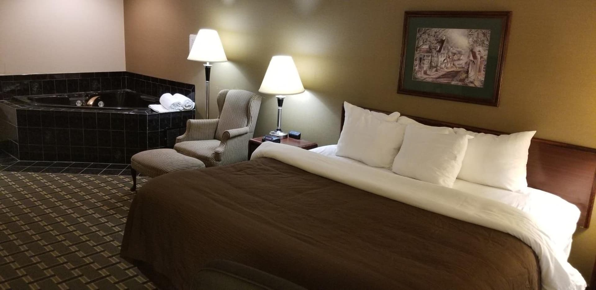FairBridge Inn & Suites Batavia-Darien Amusement Park interior in Batavia, NY — gallery photo 2