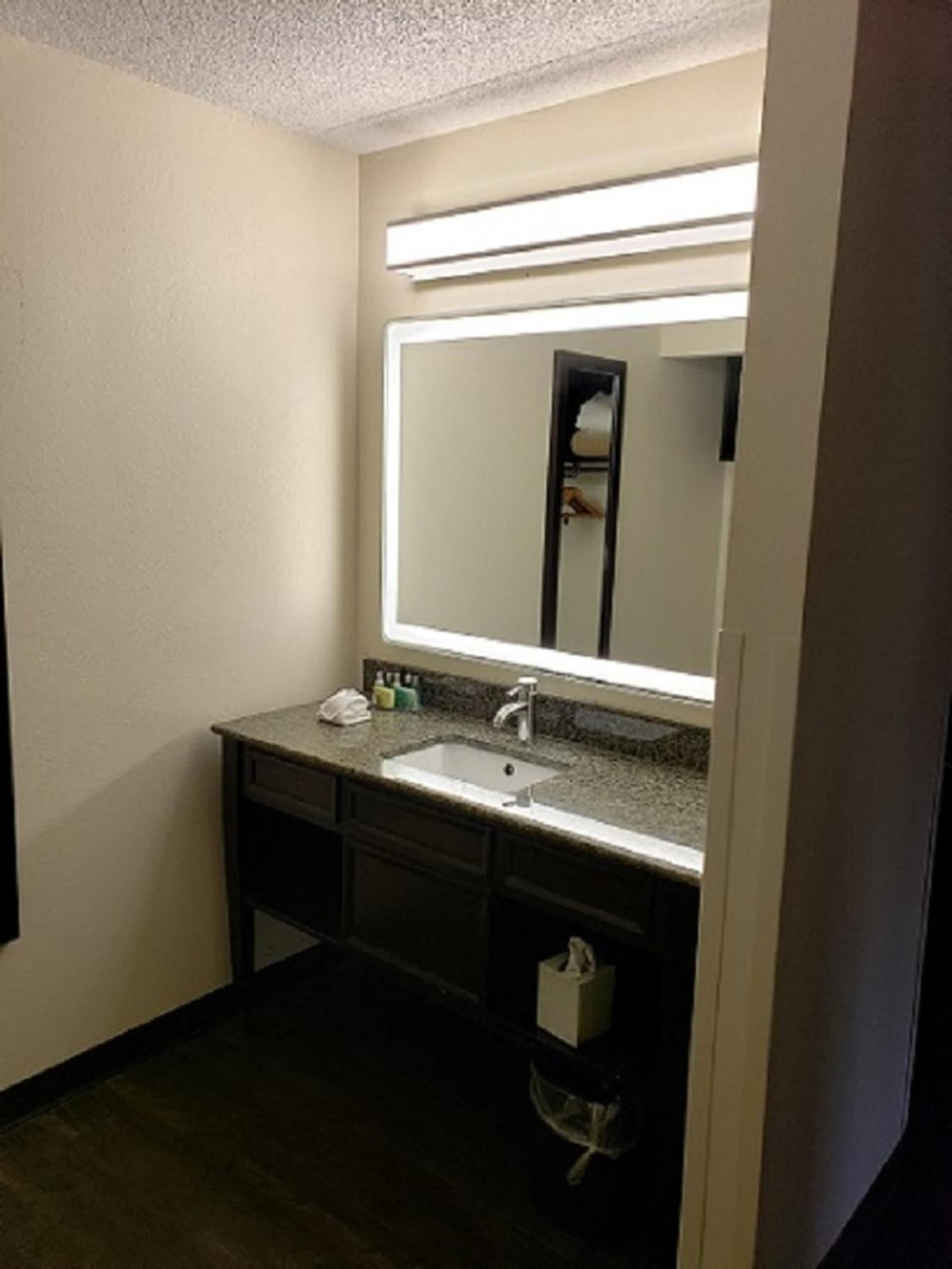 Club Hotel Nashville Inn & Suites gallery photo in Nashville, TN — image 10