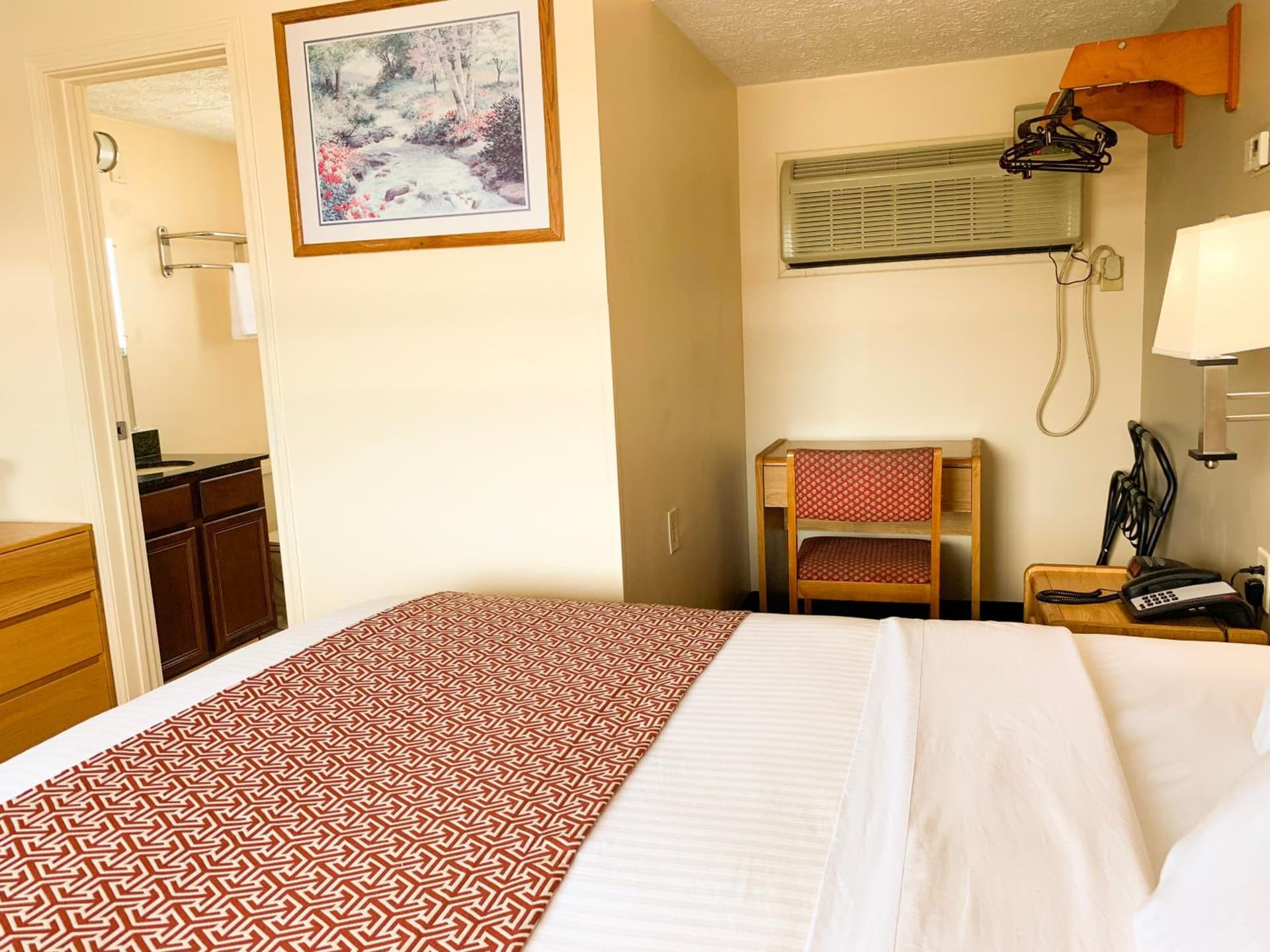 Sandusky Inn property views in Sandusky, OH — gallery photo 3