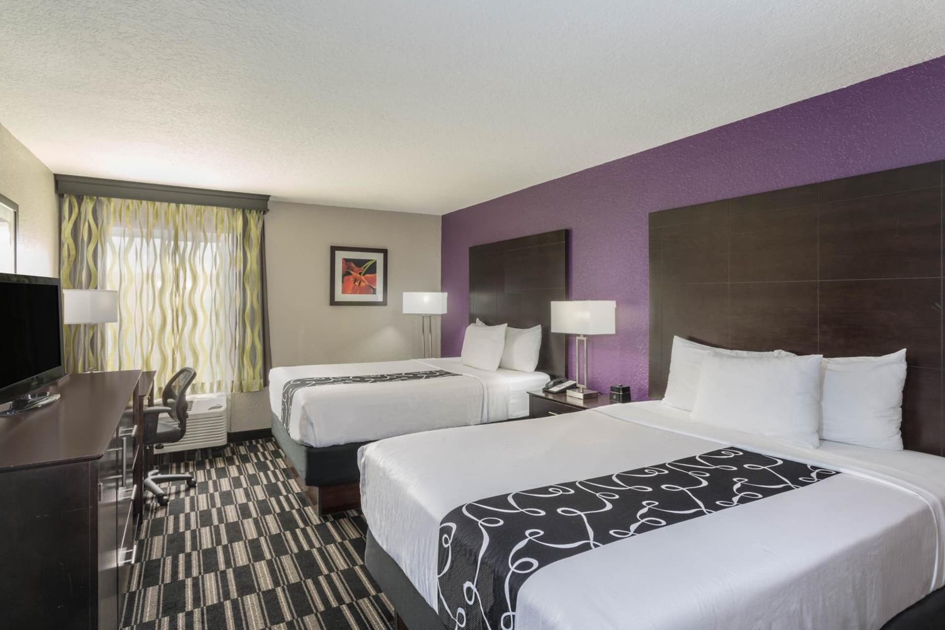 La Quinta by Wyndham Orlando Universal area - Free Shuttle to Universal gallery photo in Orlando, FL — image 7