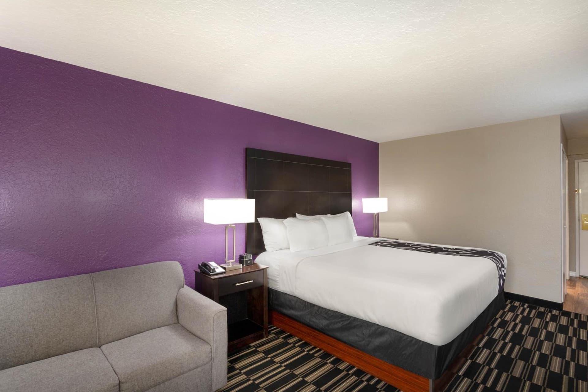 La Quinta by Wyndham Orlando Universal area - Free Shuttle to Universal gallery photo in Orlando, FL — image 14