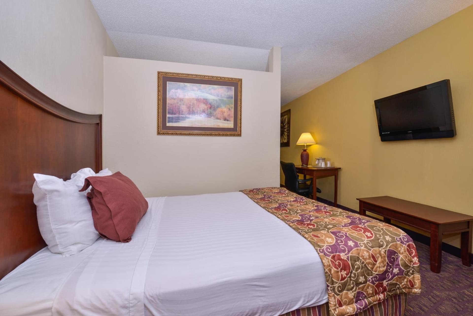 Lamplighter Inn-South gallery photo in Springfield, MO — image 15