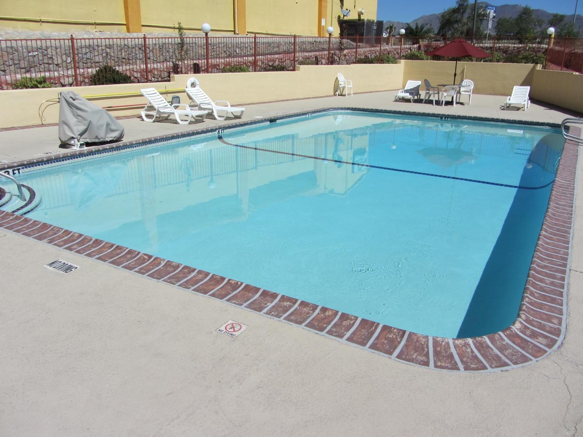 Motel 6-El Paso, TX - West gallery photo in El Paso, TX — image 41