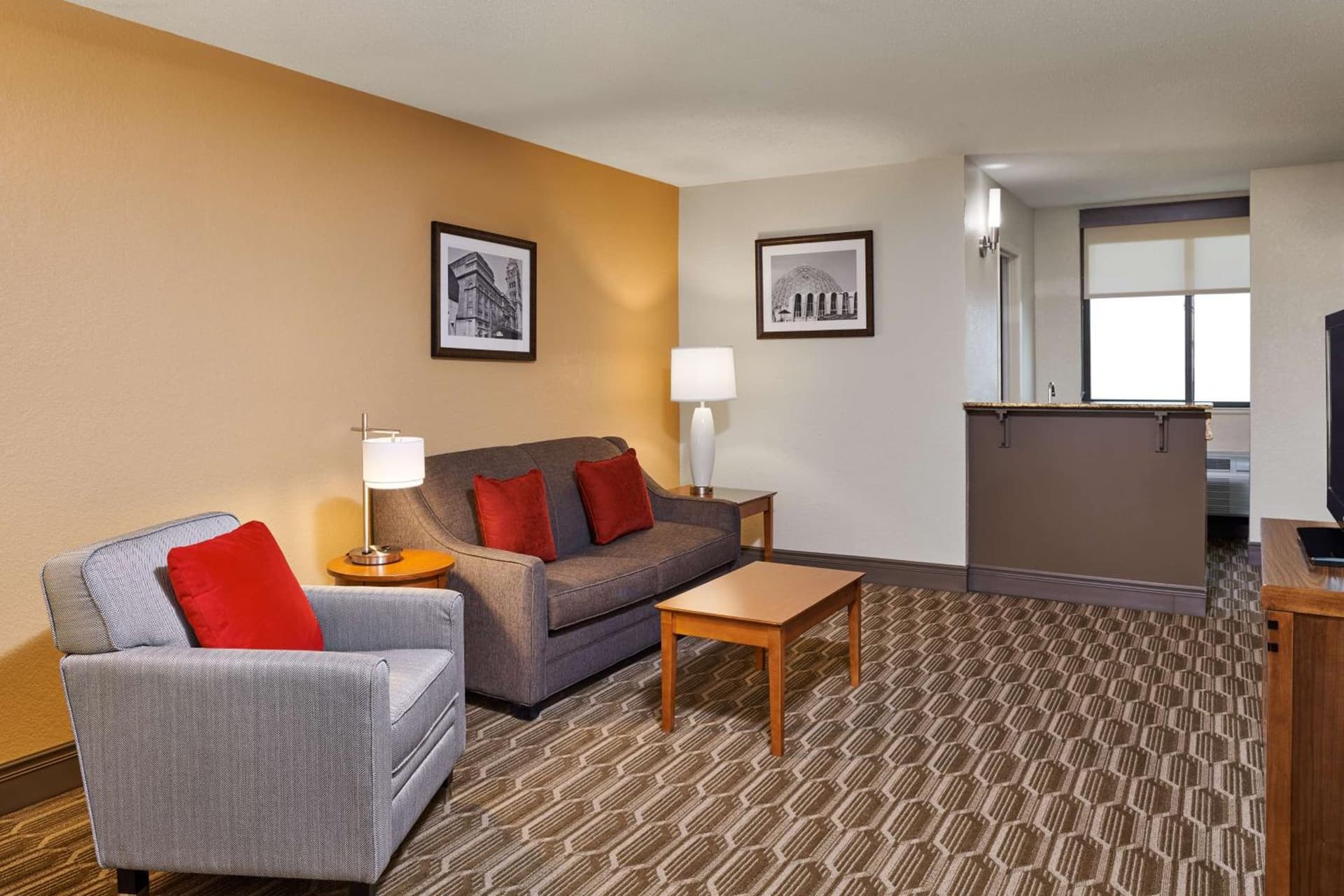 Best Western Plus Milwaukee Airport Hotel & Conference Center gallery photo in Milwaukee, WI — image 10