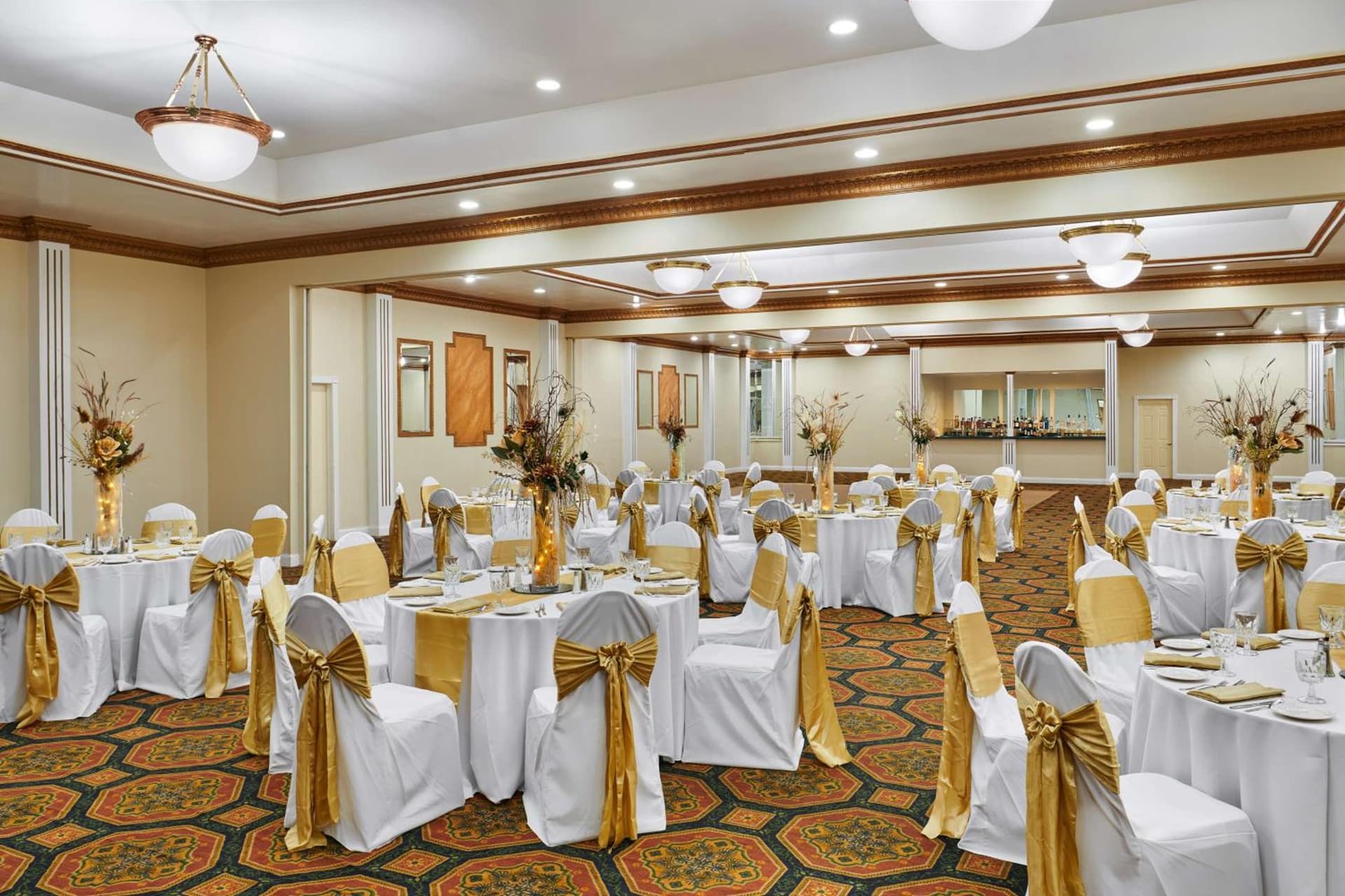Best Western Plus Milwaukee Airport Hotel & Conference Center gallery photo in Milwaukee, WI — image 7