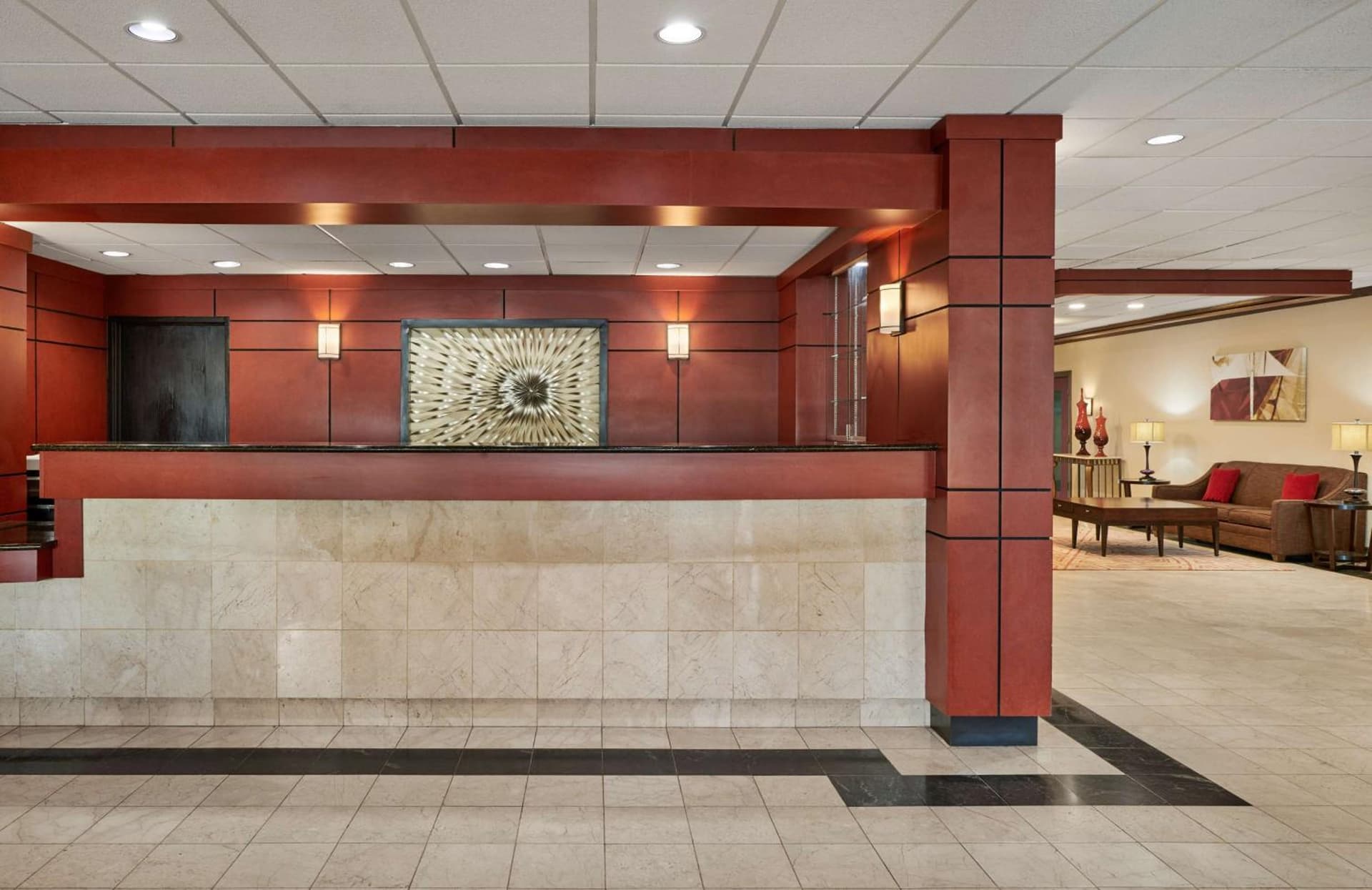 Best Western Plus Milwaukee Airport Hotel & Conference Center interior in Milwaukee, WI — gallery photo 2