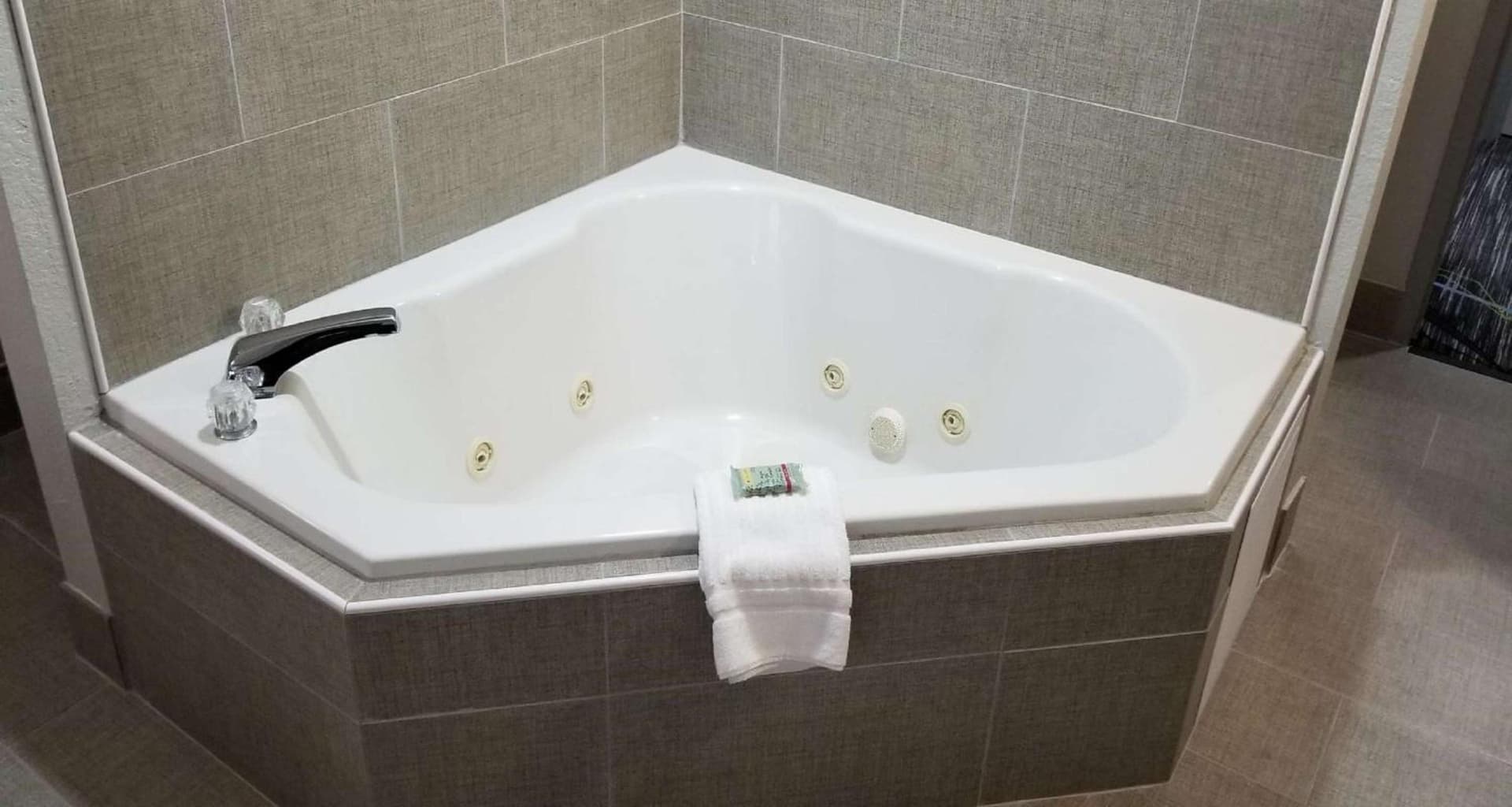 Best Western Shallotte / Ocean Isle Beach Hotel gallery photo in Shallotte, NC — image 26