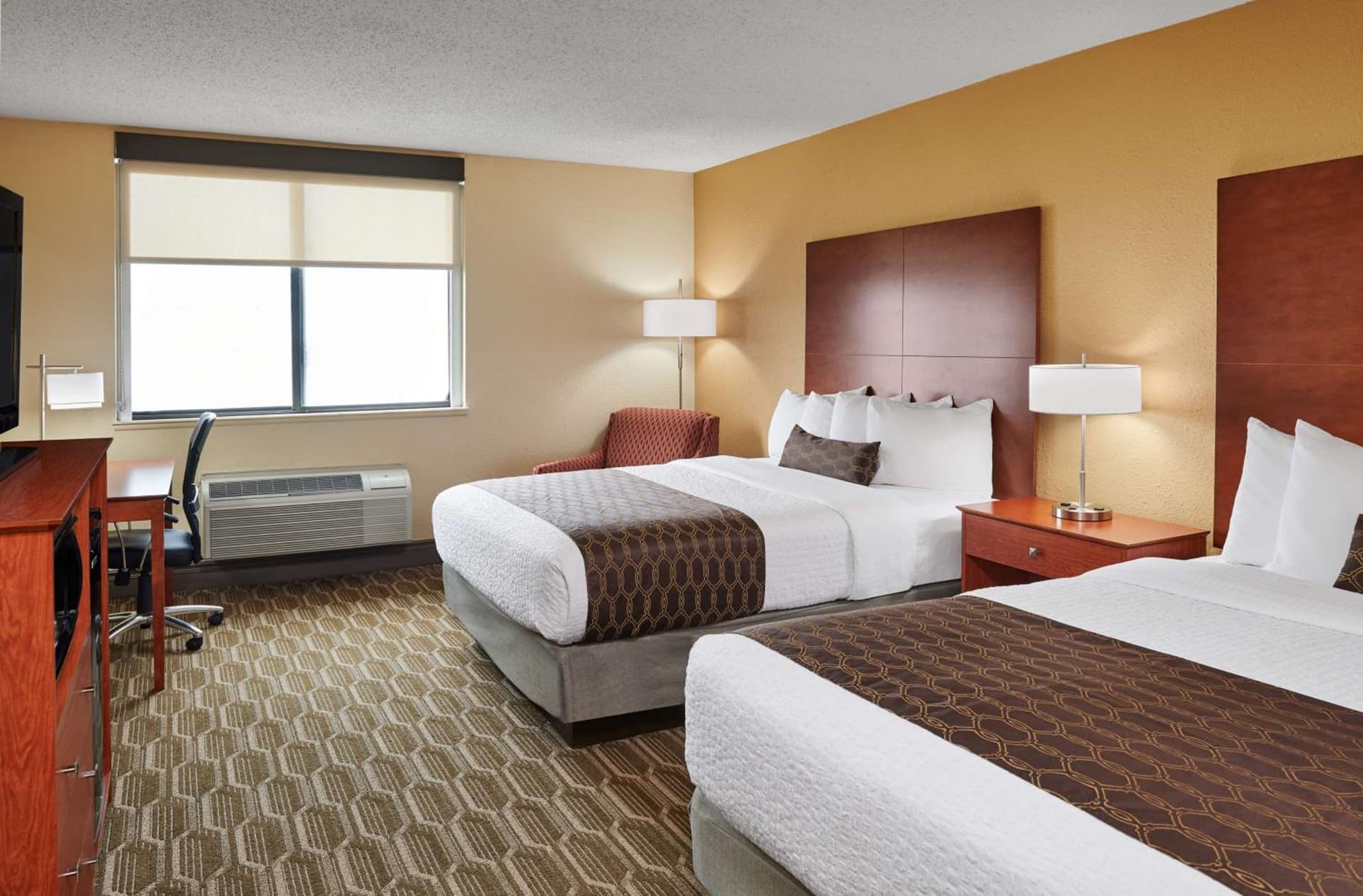 Best Western Plus Milwaukee Airport Hotel & Conference Center gallery photo in Milwaukee, WI — image 12