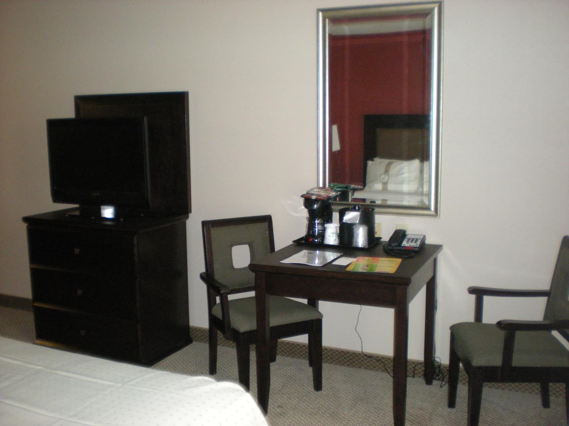 Holiday Inn & Suites Bakersfield by IHG gallery photo in Bakersfield, CA — image 22