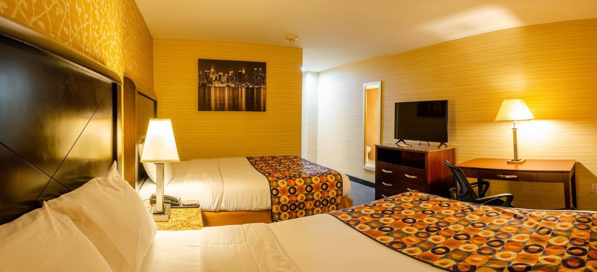 Elmhurst Hotel property views in Queens, NY — gallery photo 3