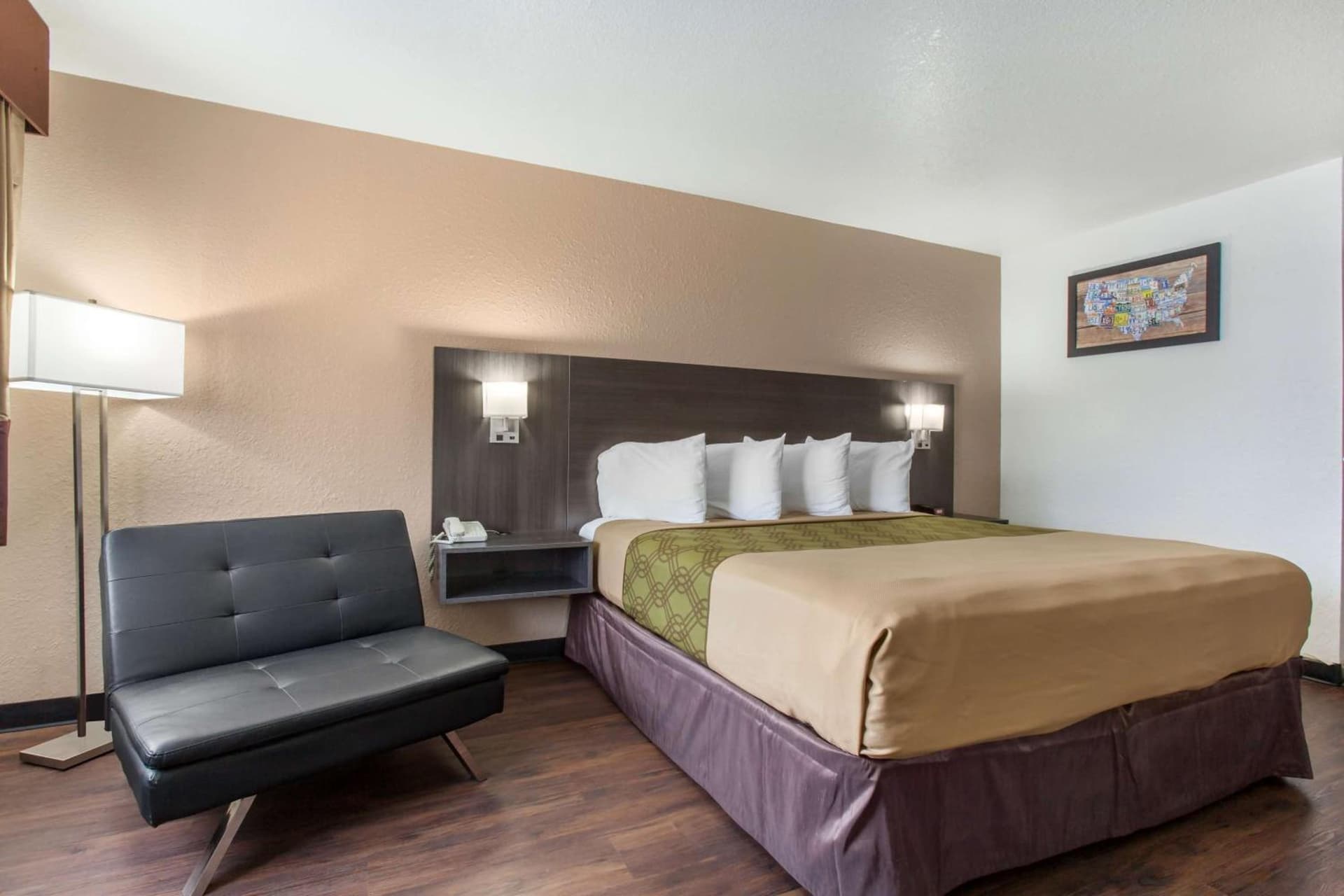 SureStay Hotel by Best Western Phoenix Airport gallery photo in Phoenix, AZ — image 38