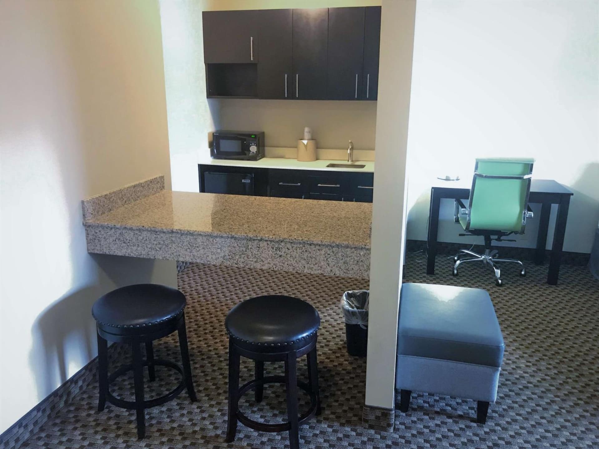 Best Western PLUS La Mesa San Diego gallery photo in La Mesa, CA — image 6
