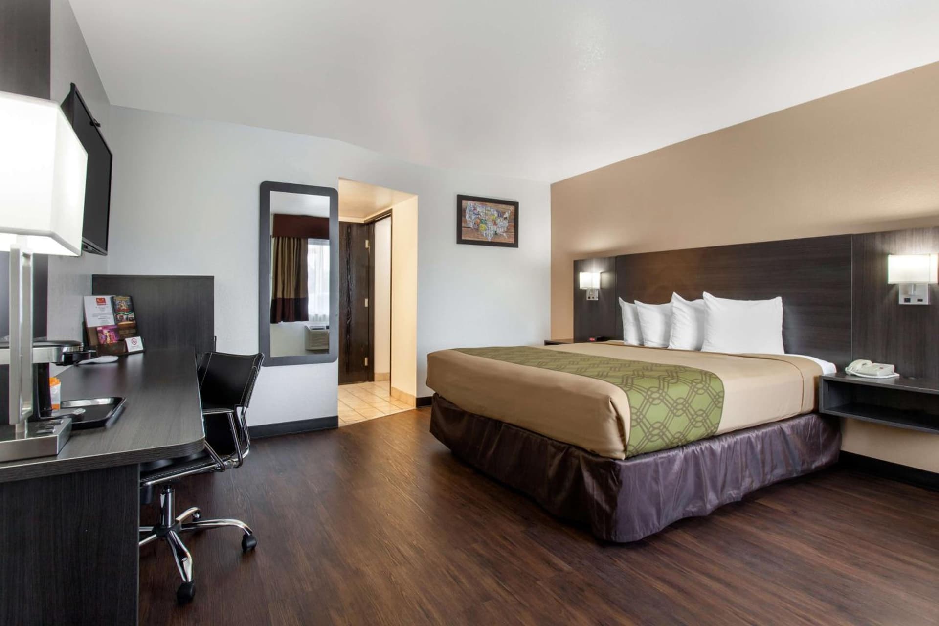 SureStay Hotel by Best Western Phoenix Airport gallery photo in Phoenix, AZ — image 12
