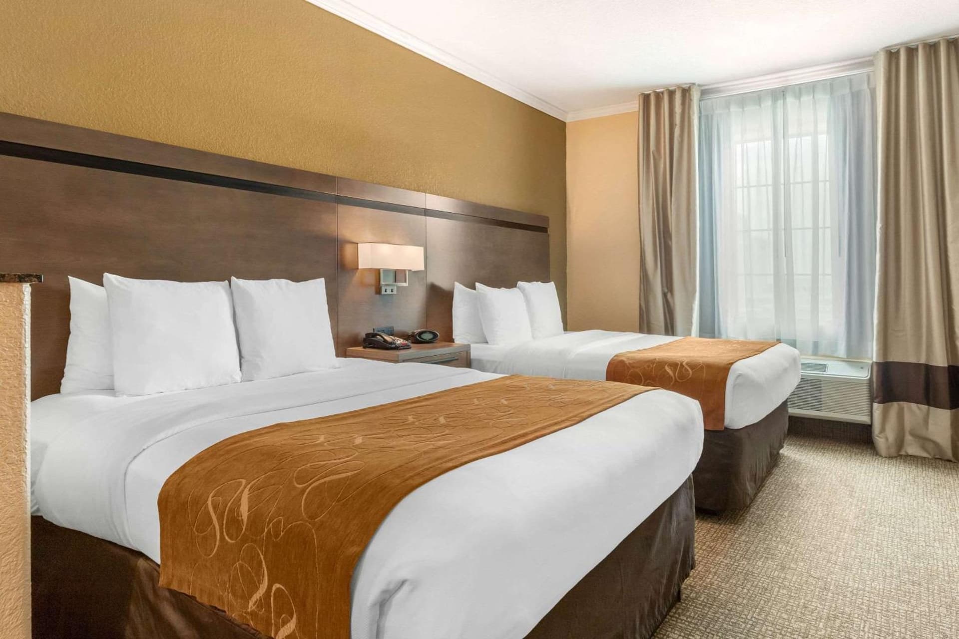Comfort Suites Baytown I - 10 gallery photo in Baytown, TX — image 24