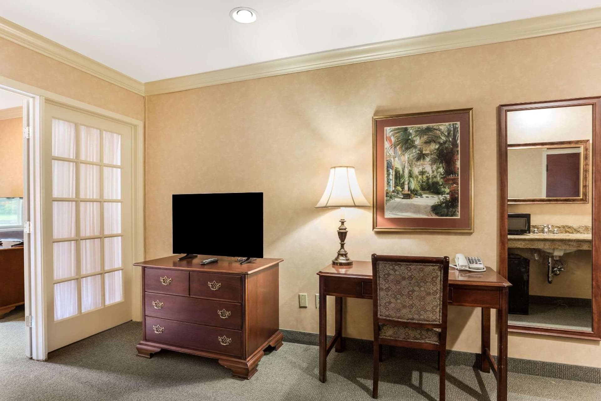Traditions Hotel & Spa Johnson City - Binghamton, an Ascend Collection Hotel gallery photo in Johnson City, NY — image 4