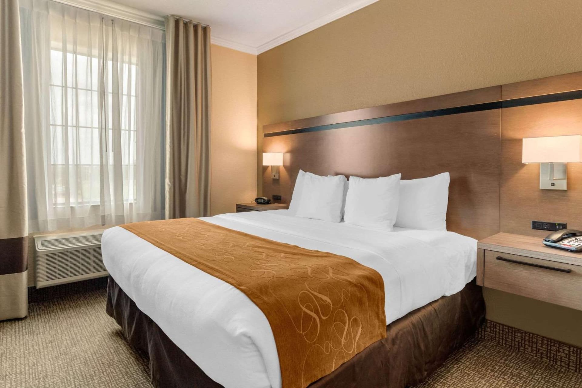 Comfort Suites Baytown I - 10 gallery photo in Baytown, TX — image 5