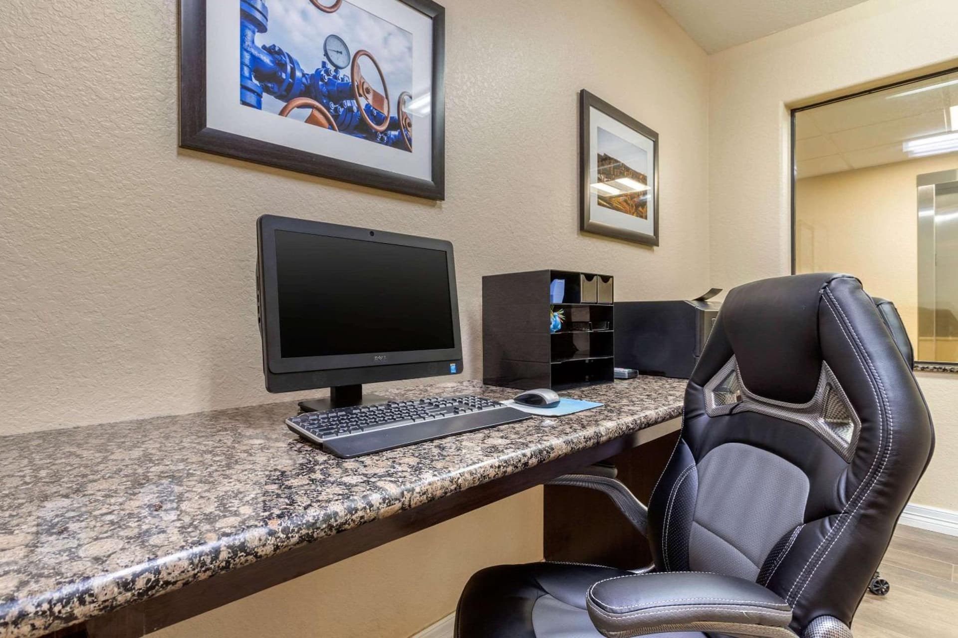 Comfort Suites Baytown I - 10 property views in Baytown, TX — gallery photo 3