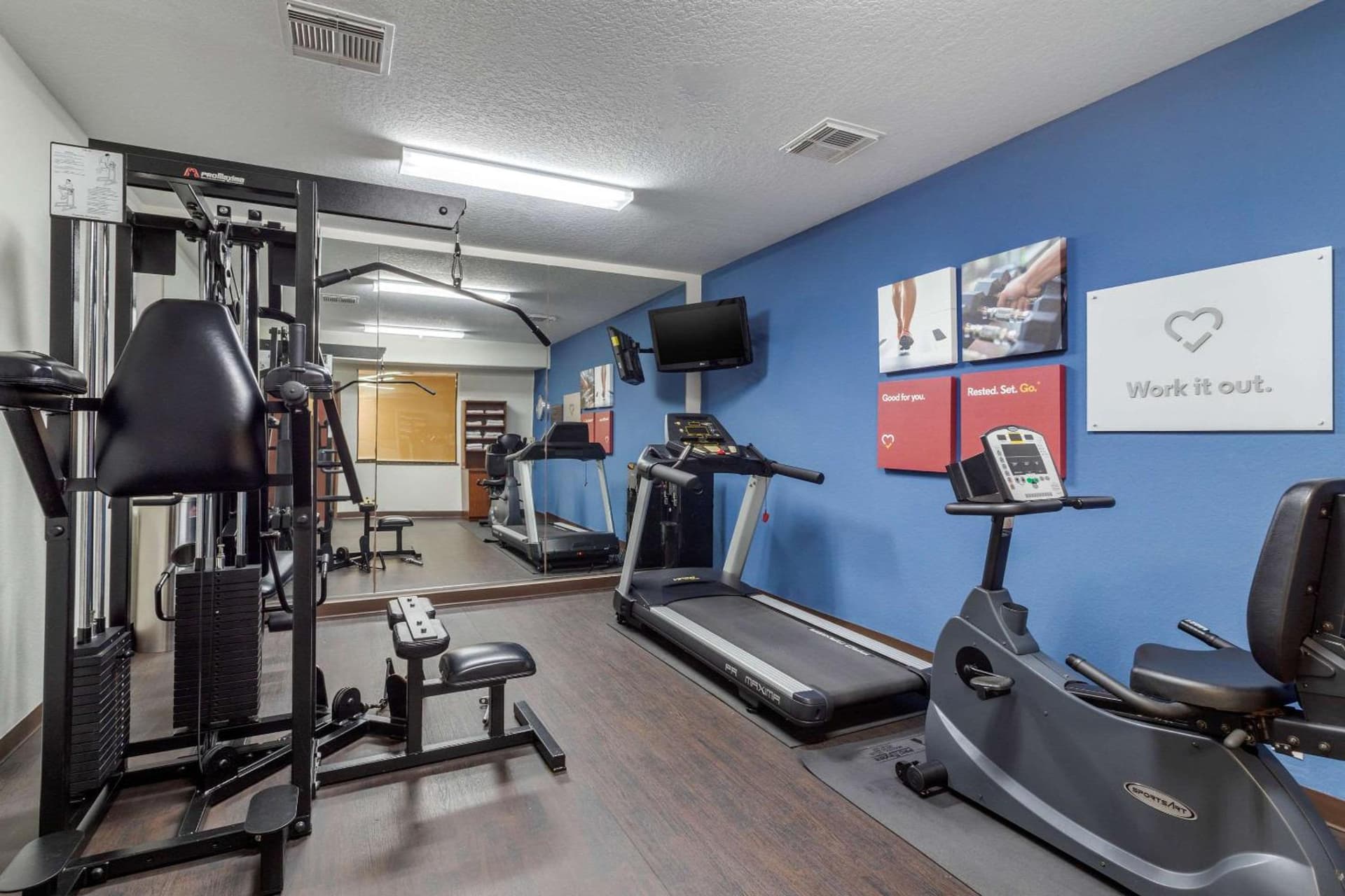 Comfort Suites Baytown I - 10 gallery photo in Baytown, TX — image 19