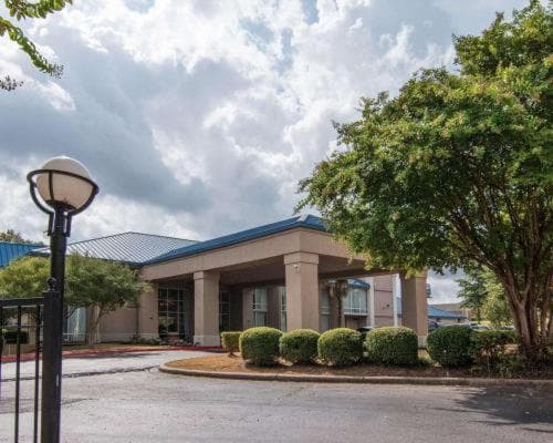 Economy Inn & Suites gallery photo in Shreveport, LA — image 10