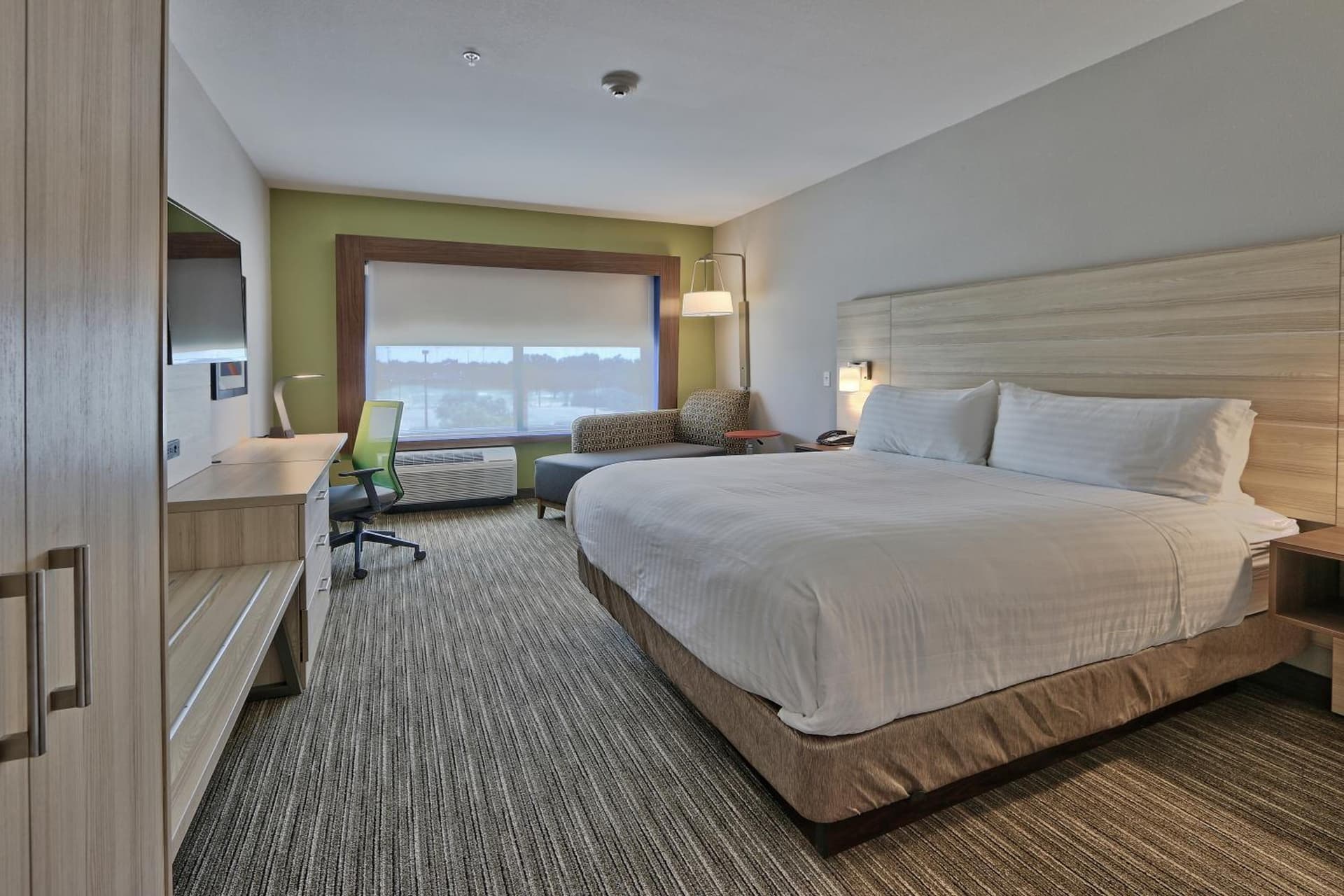 Holiday Inn Express & Suites - Roswell by IHG interior in Roswell, NM — gallery photo 2
