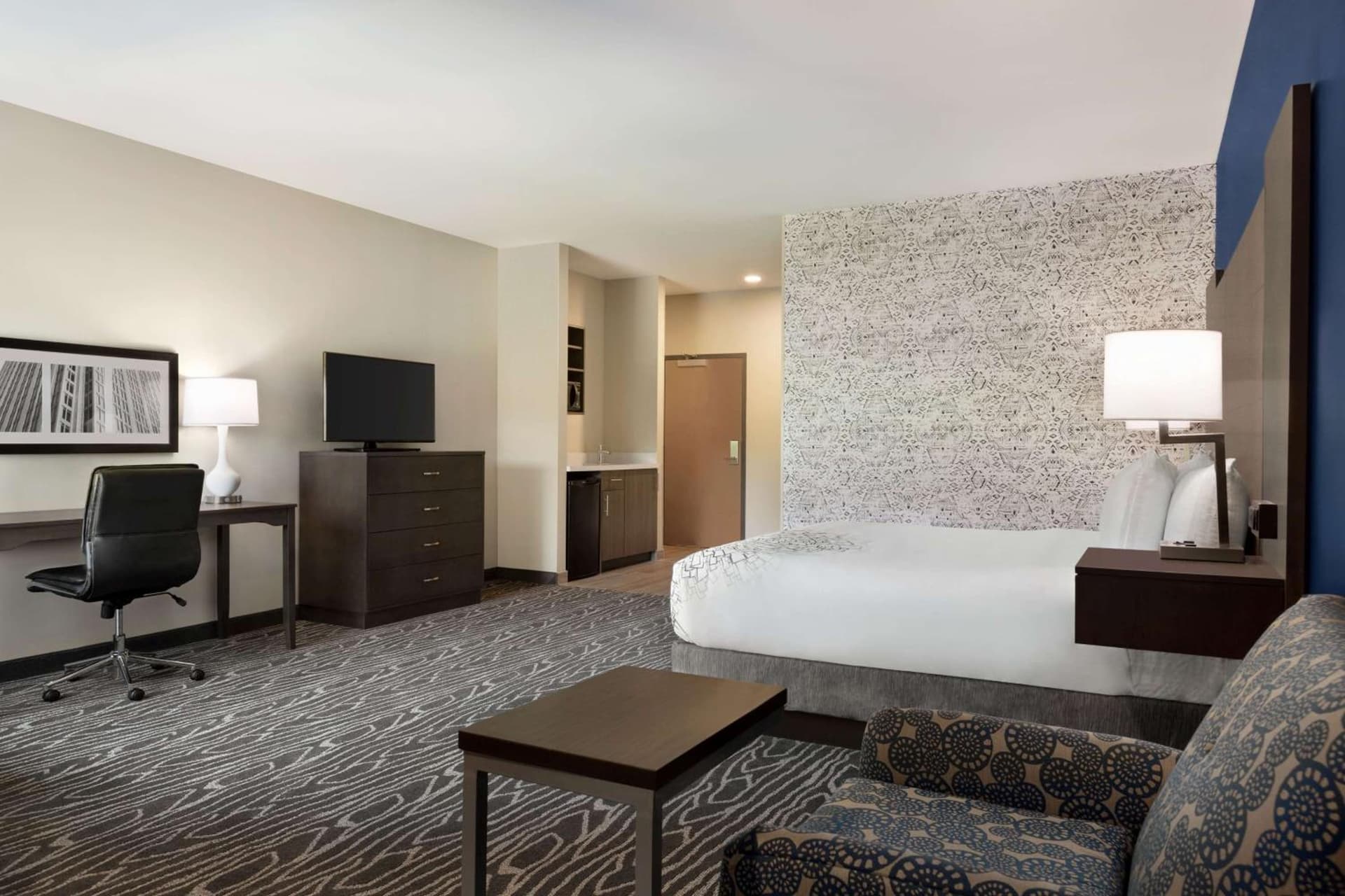 La Quinta by Wyndham Rock Hill interior in Rock Hill, SC — gallery photo 2