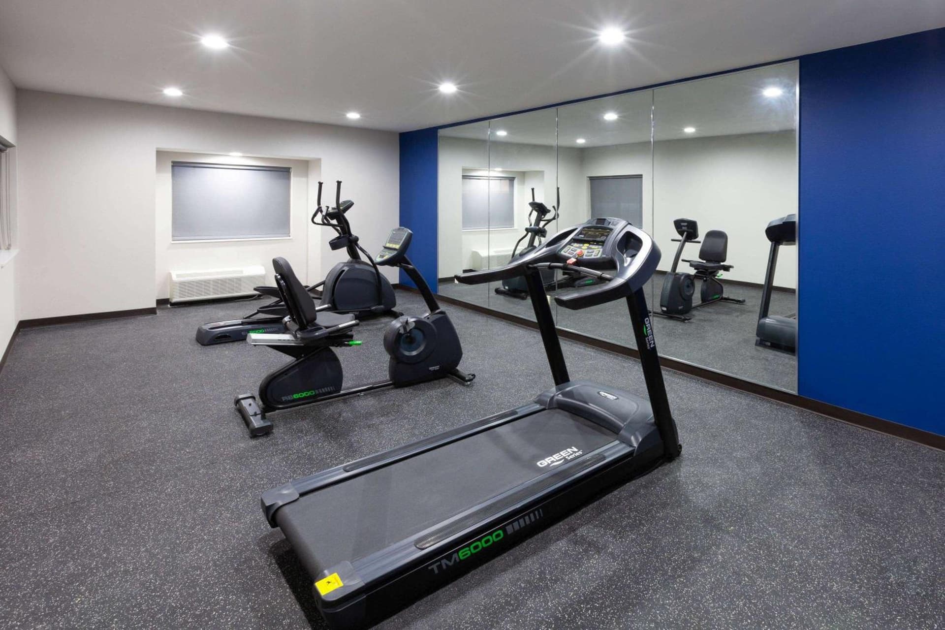 Microtel Inn & Suites by Wyndham College Station gallery photo in College Station, TX — image 28