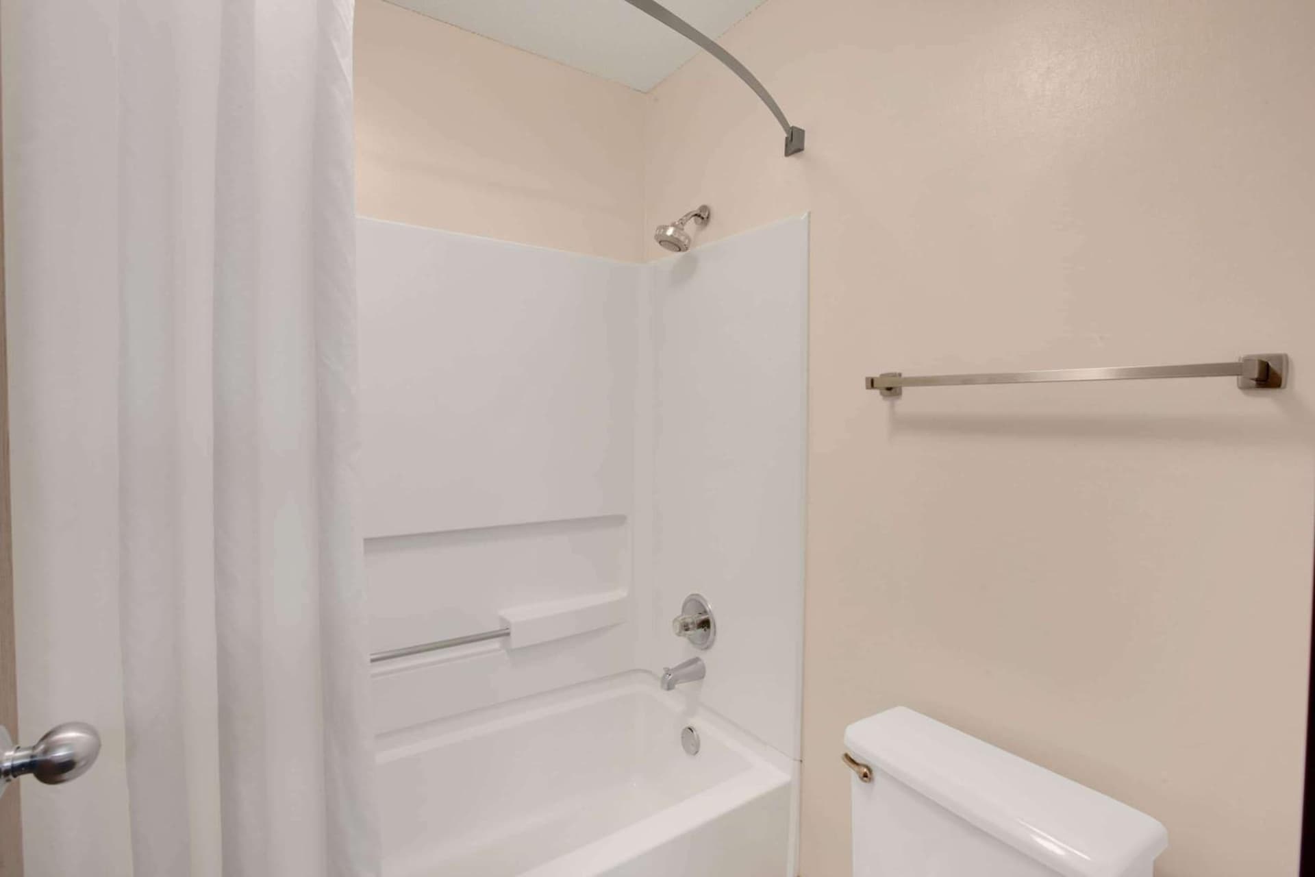 Baymont Inn & Suites Richmond gallery photo in Richmond, IL — image 18