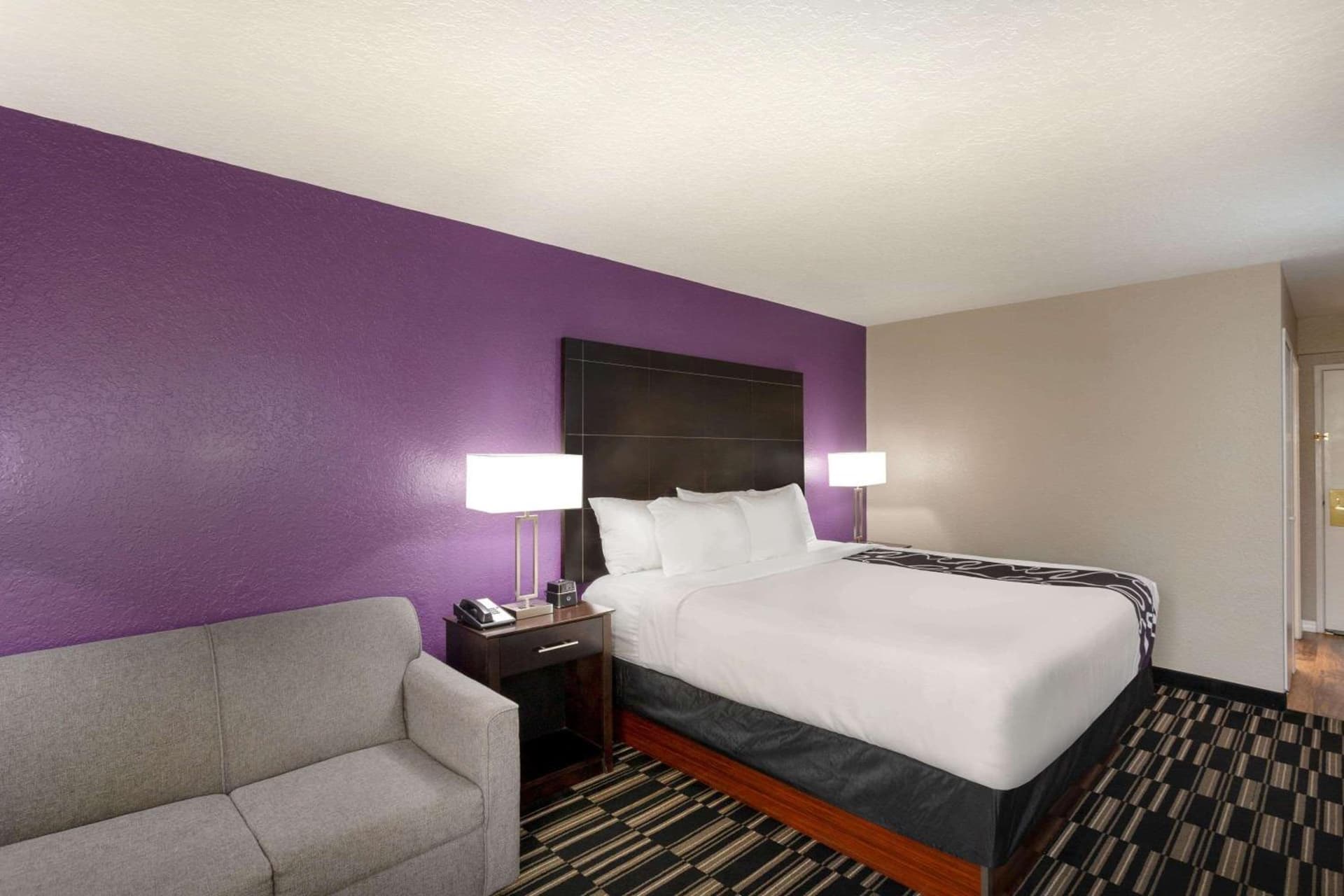 La Quinta by Wyndham Orlando Universal area - Free Shuttle to Universal gallery photo in Orlando, FL — image 33