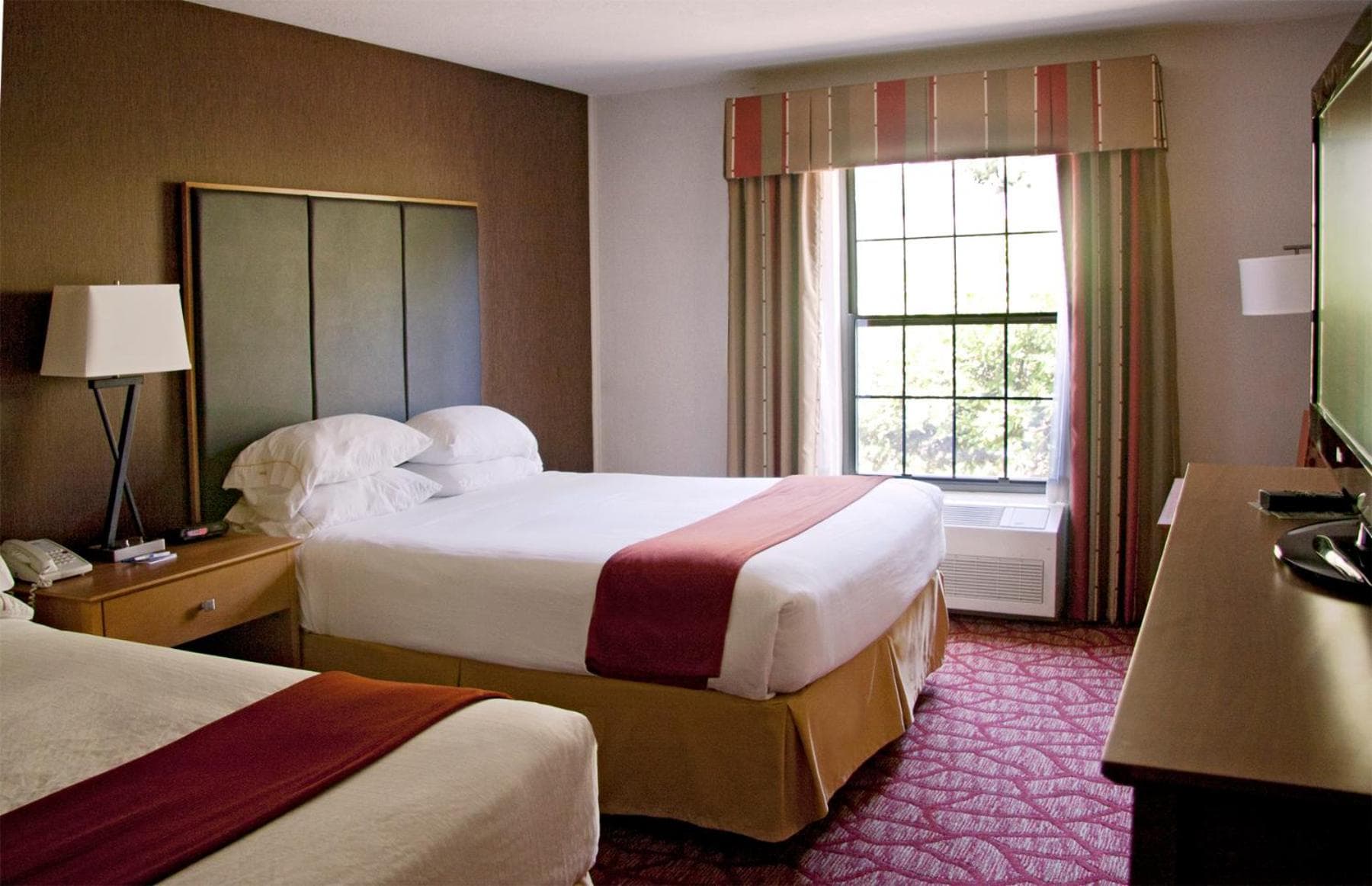 Holiday Inn Express Grants Pass by IHG gallery photo in Grants Pass, OR — image 42