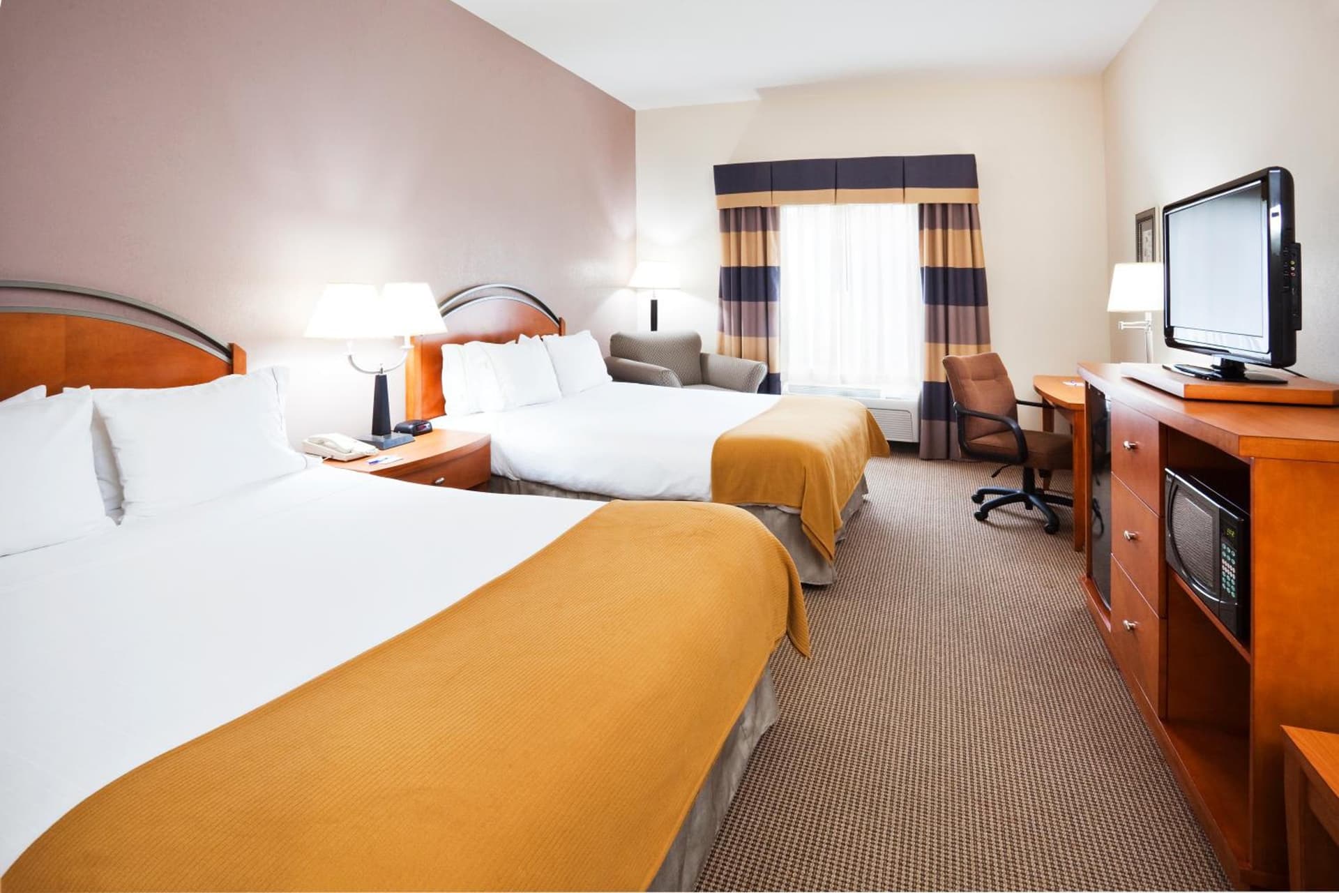 Holiday Inn Express Forest City by IHG interior in Forest City, NC — gallery photo 2