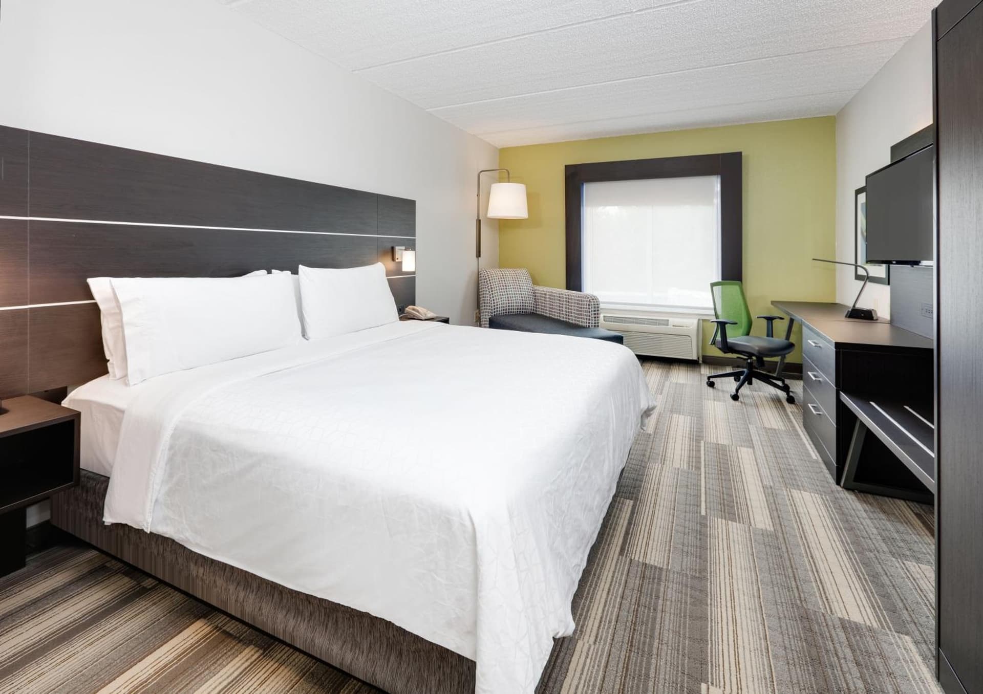 Holiday Inn Express Hotel & Suites Dublin by IHG property views in Dublin, GA — gallery photo 3