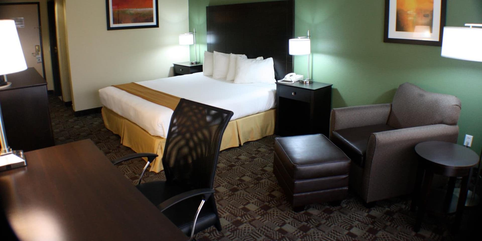 Holiday Inn Express Hotel & Suites Solana Beach-Del Mar by IHG property views in Solana Beach, CA — gallery photo 3