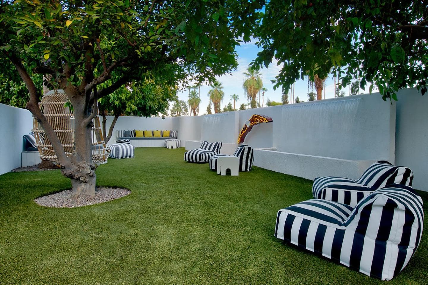 Dive Palm Springs Hotel - 21 & Over gallery photo in Palm Springs, CA — image 32
