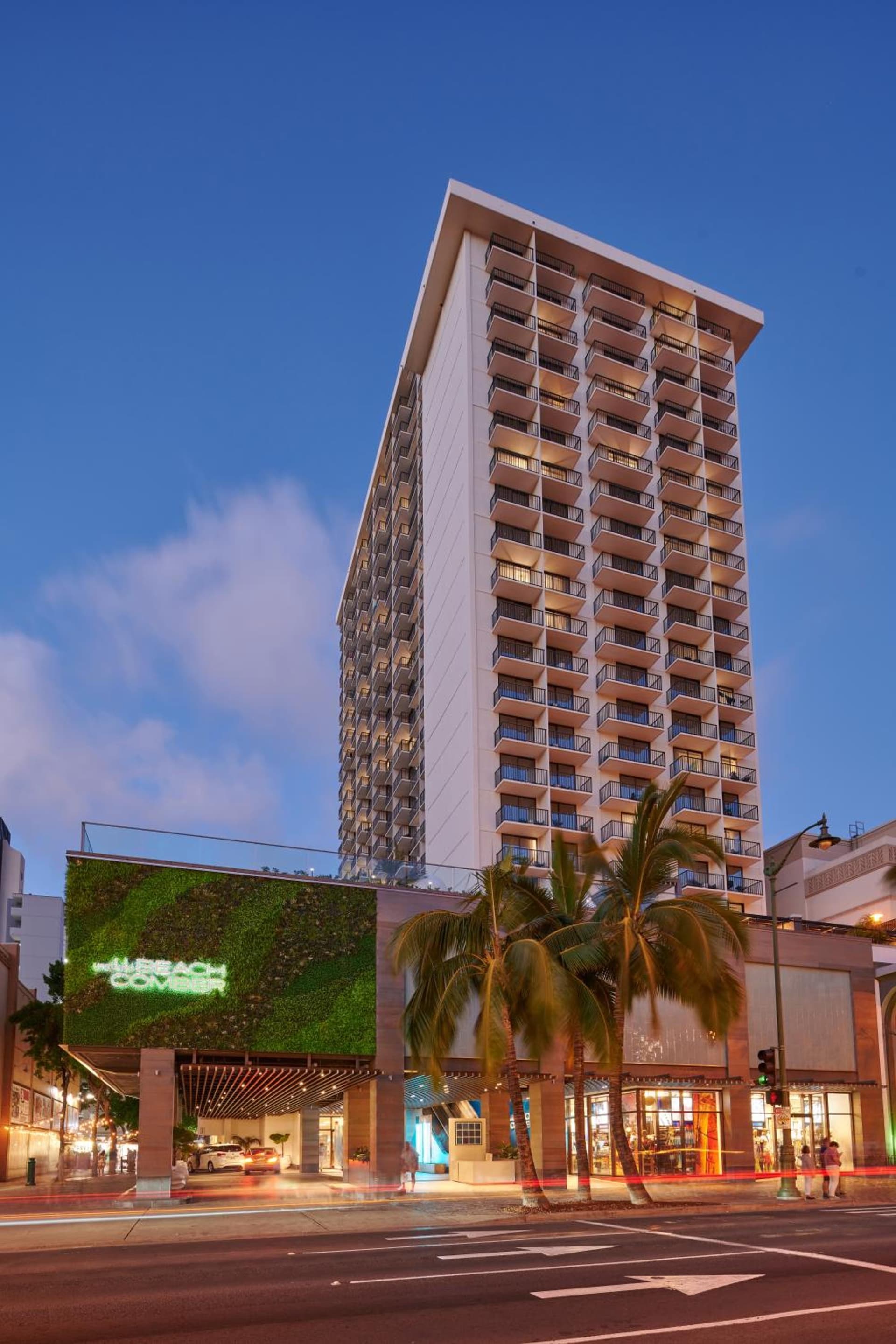 OUTRIGGER Waikiki Beachcomber Hotel gallery photo in Honolulu, HI — image 135