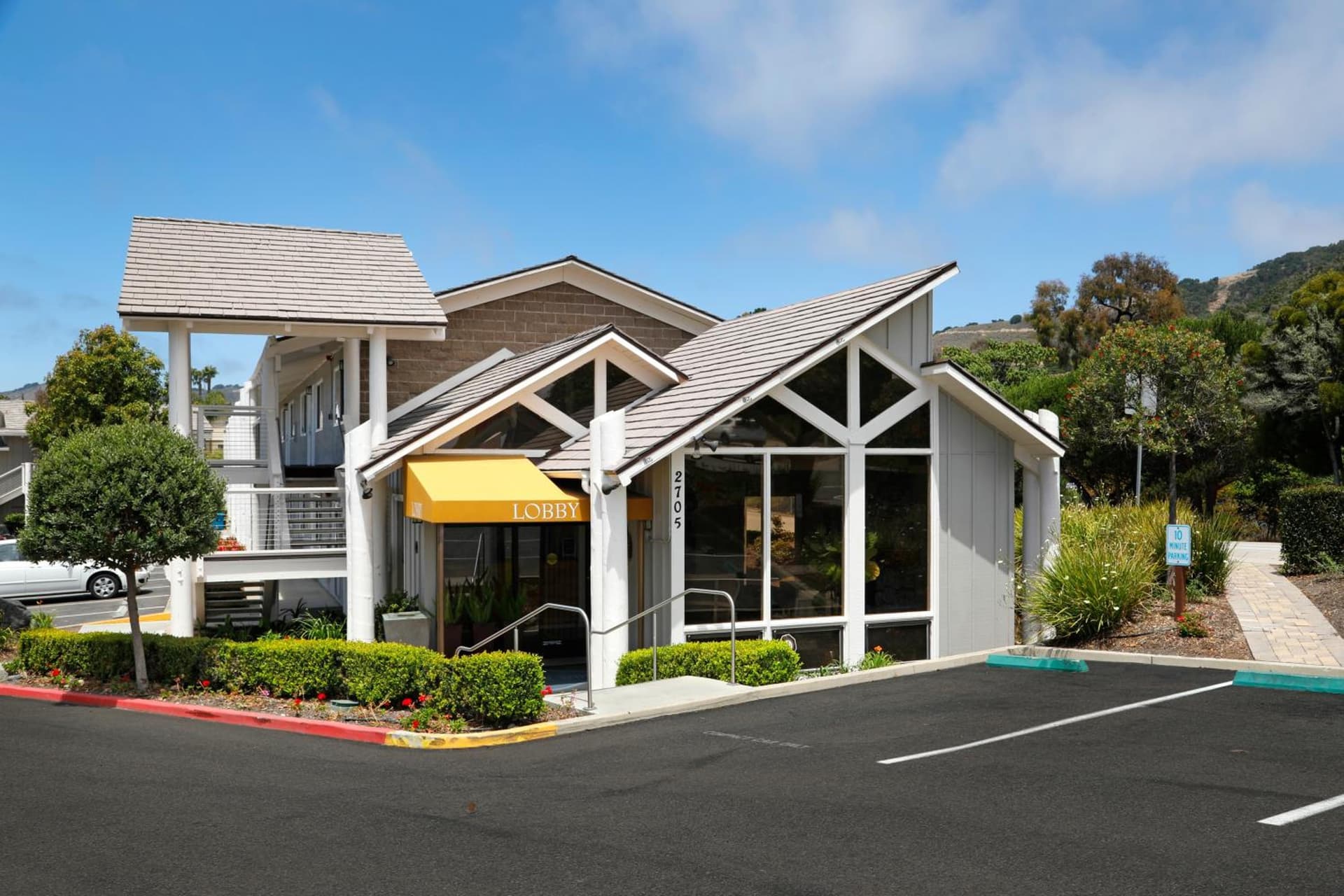 Spyglass Inn property views in Pismo Beach, CA — gallery photo 3