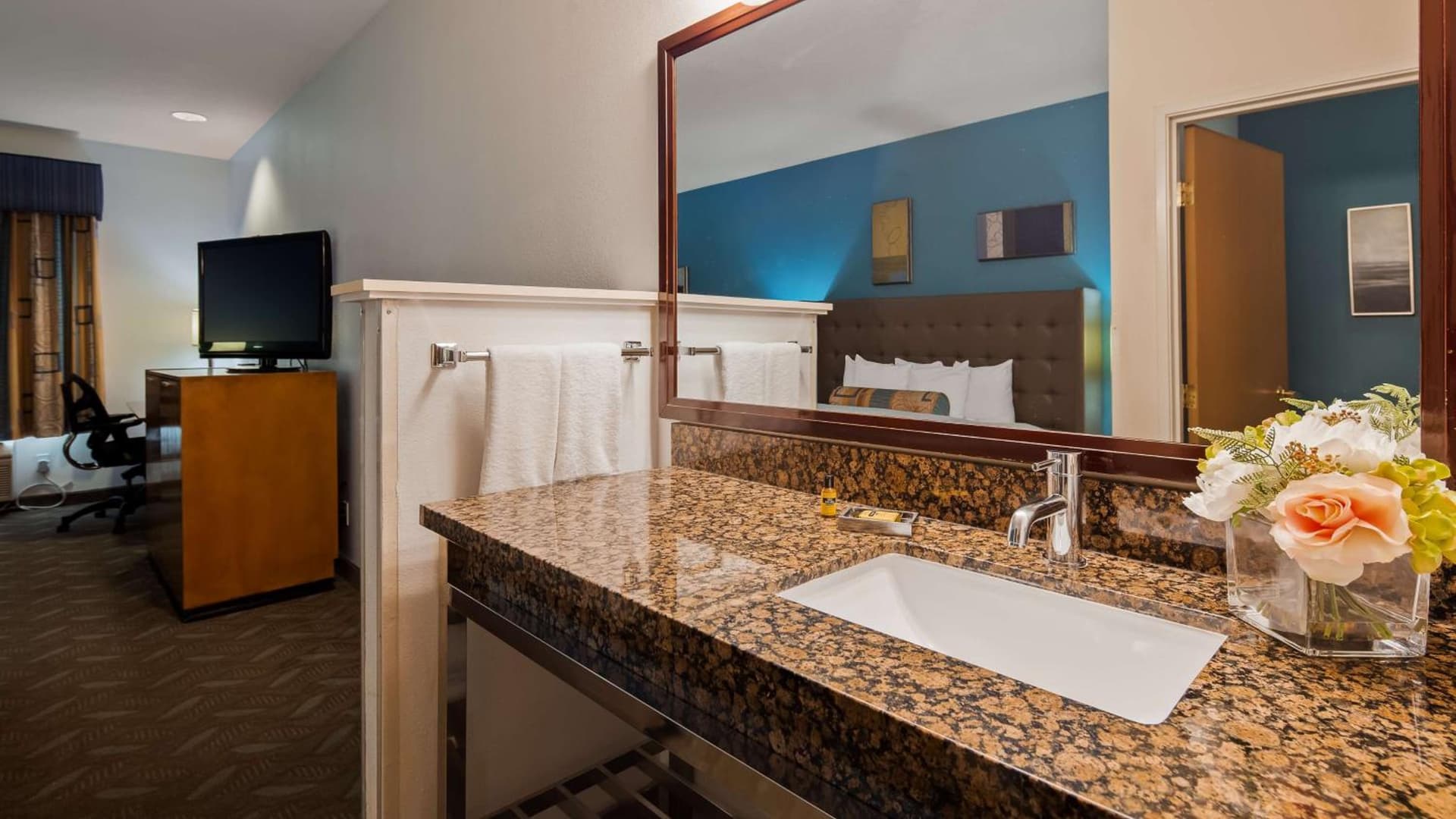 Best Western Plus Liberty Lake Inn gallery photo in Spokane Valley, WA — image 4