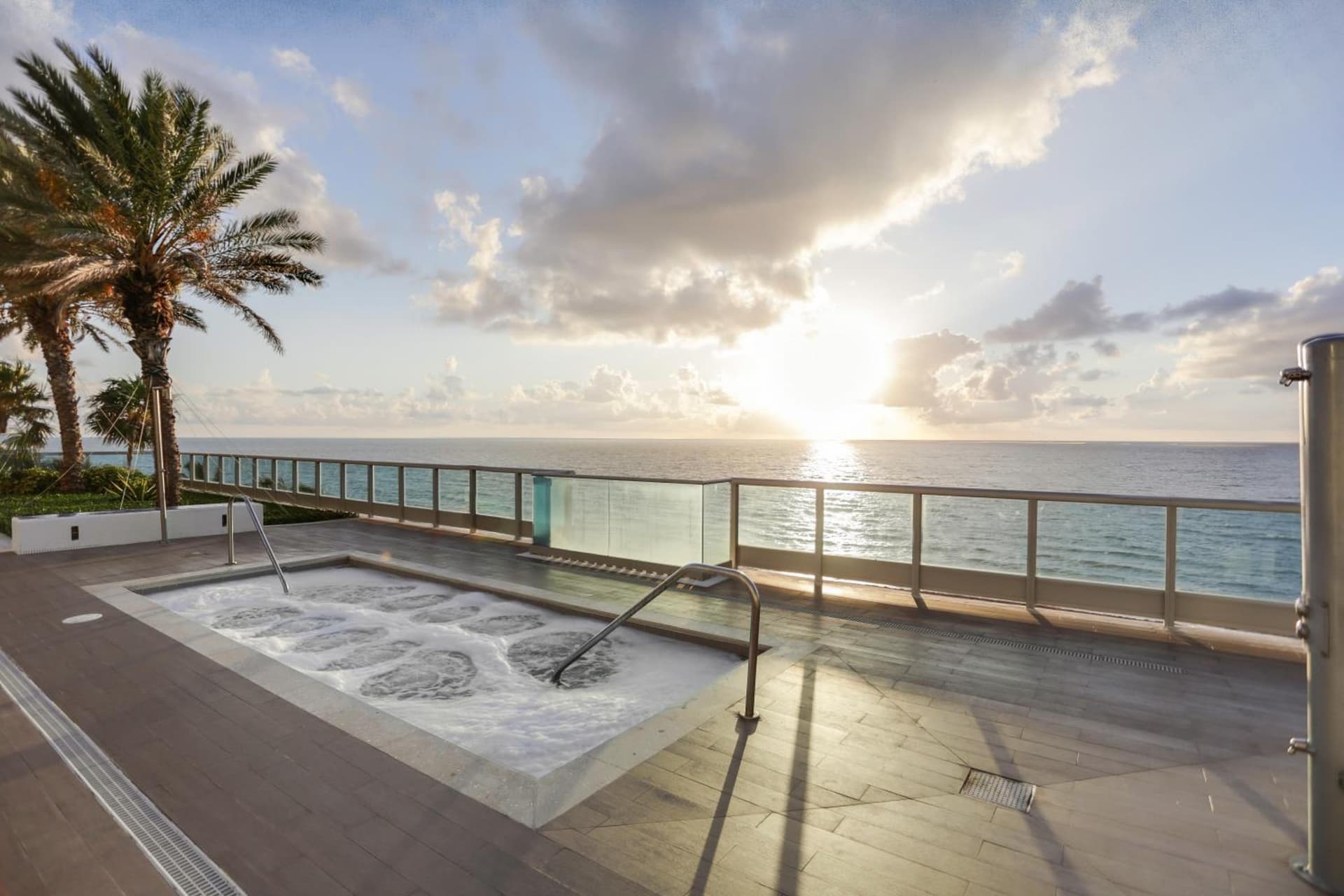 Monte Carlo by Miami Vacations gallery photo in Miami Beach, FL — image 41