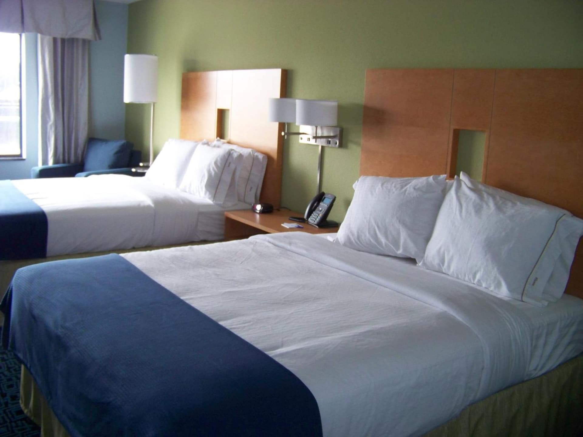 Holiday Inn Express Hotel & Suites Rock Springs Green River by IHG interior in Rock Springs, WY — gallery photo 2