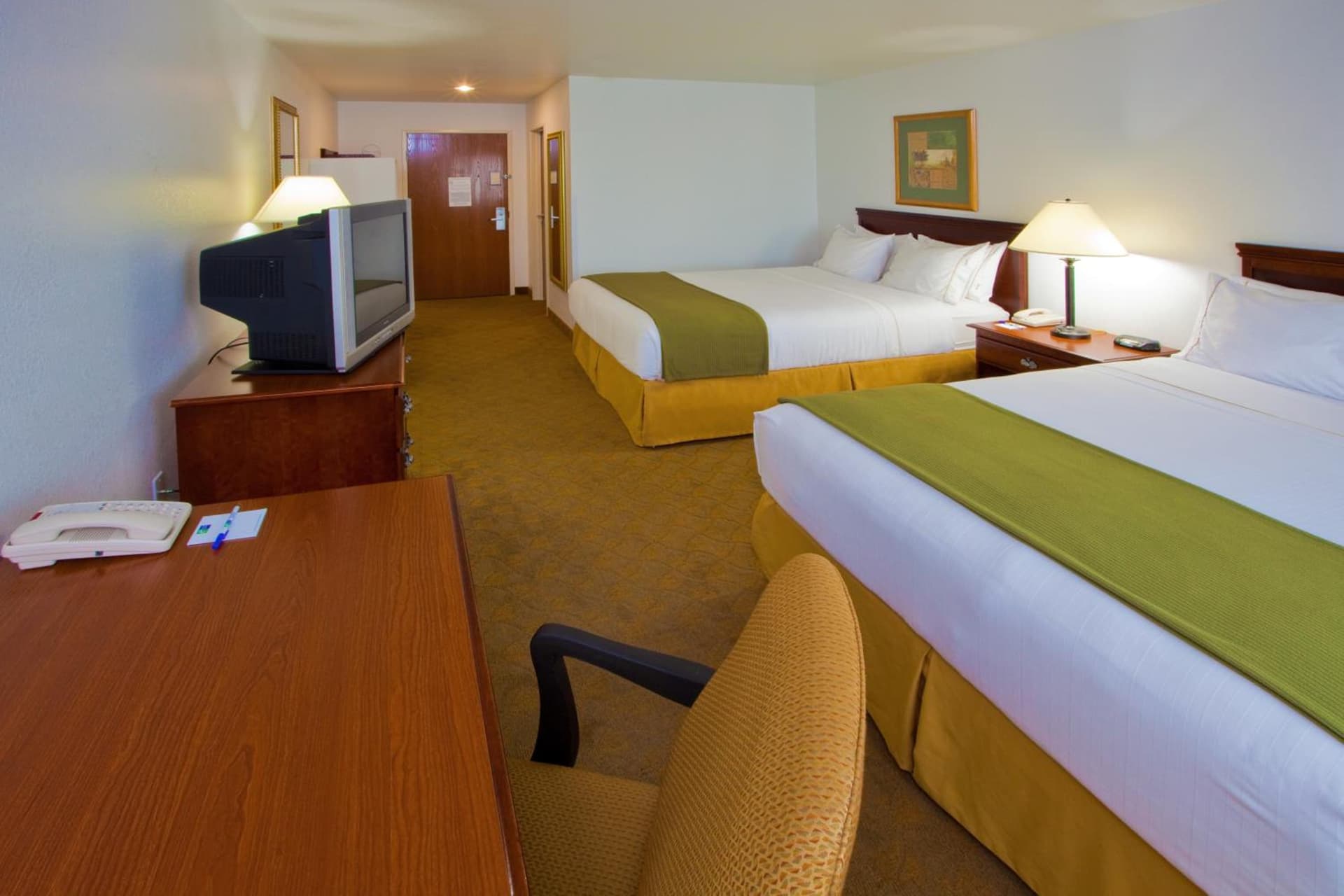 Holiday Inn Express Hotel & Suites Elkins by IHG interior in Elkins, WV — gallery photo 2