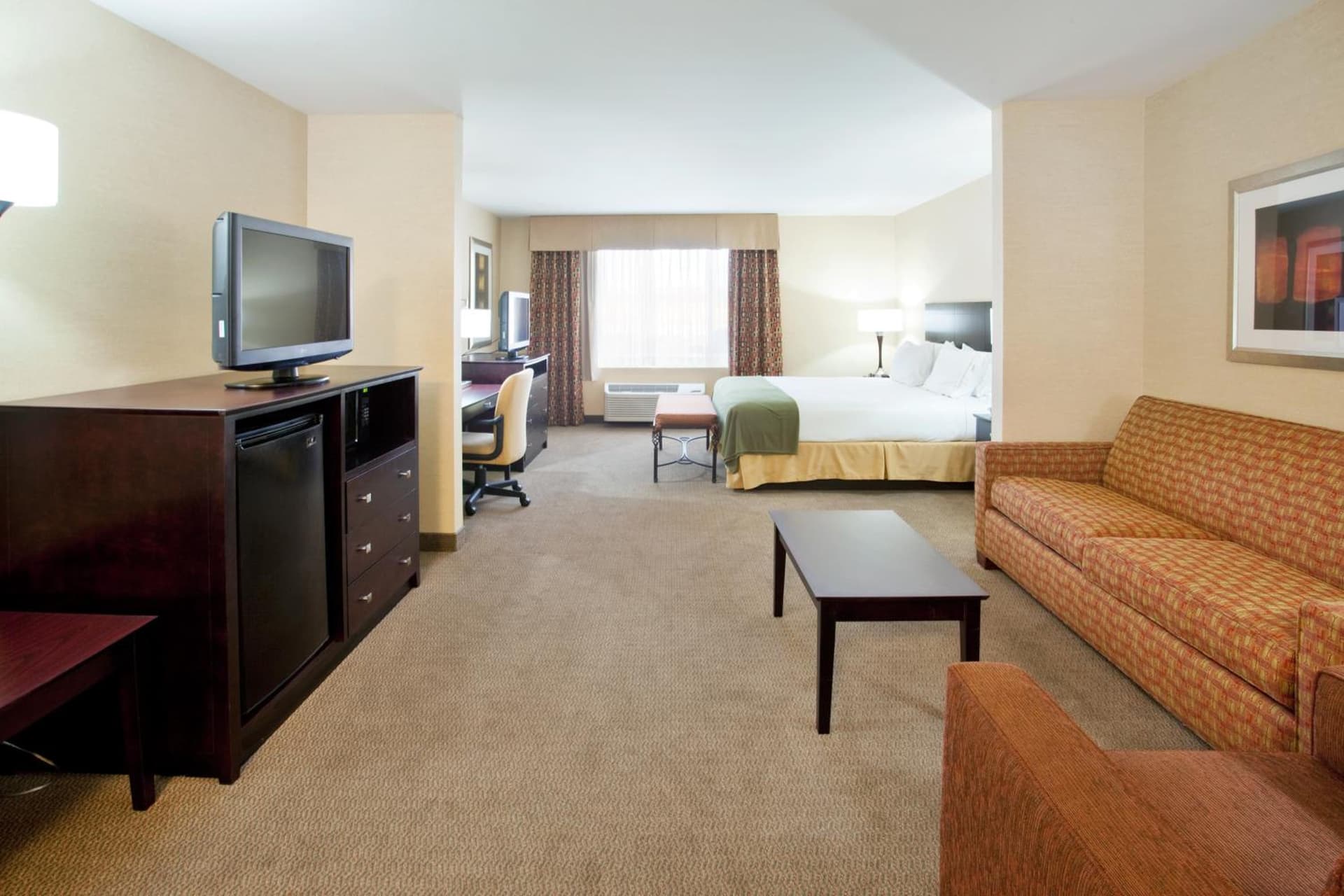 Holiday Inn Express Hotel & Suites Nogales by IHG property views in Nogales, AZ — gallery photo 3
