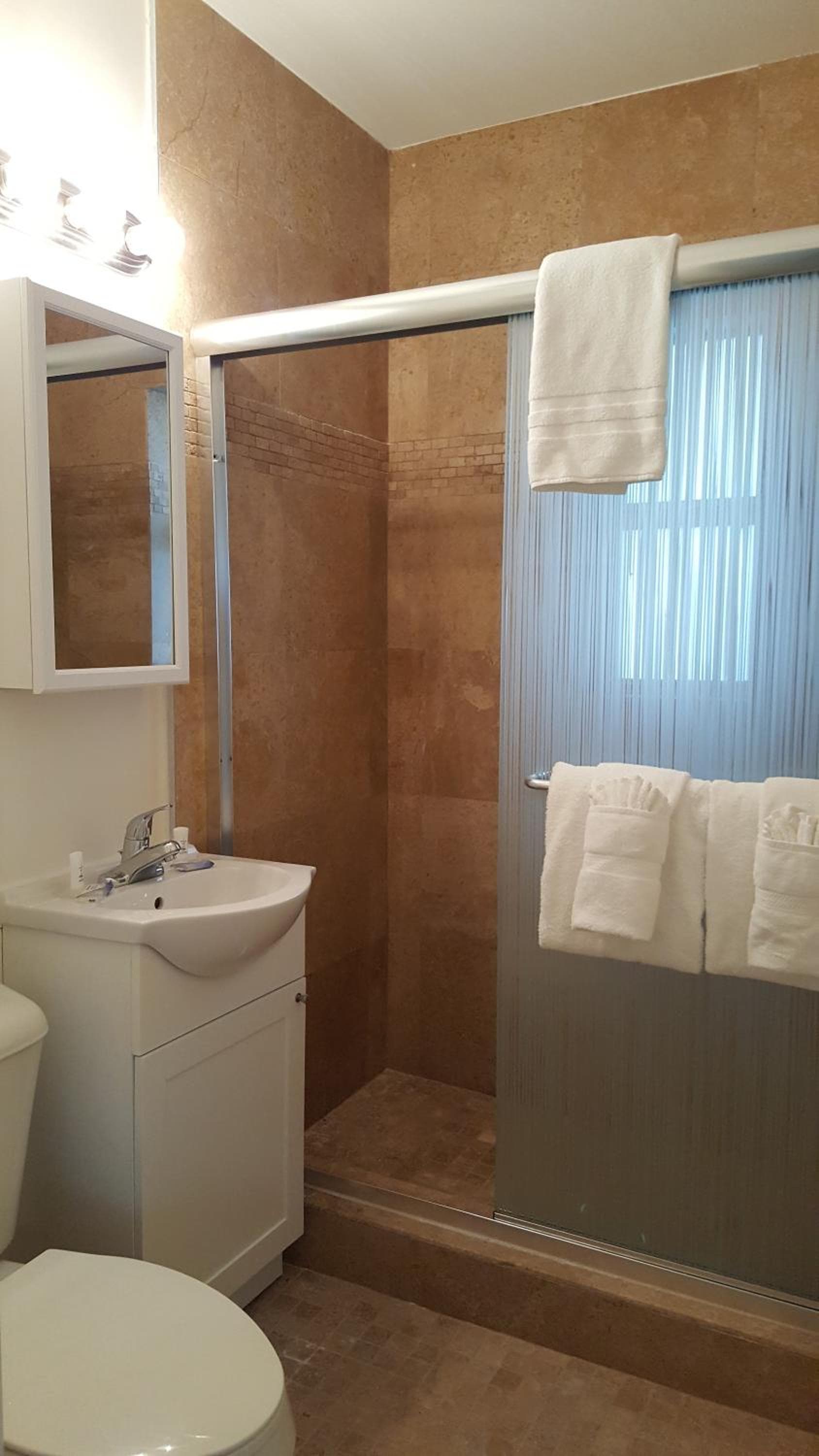 Coral Key Inn gallery photo in Fort Lauderdale, FL — image 37